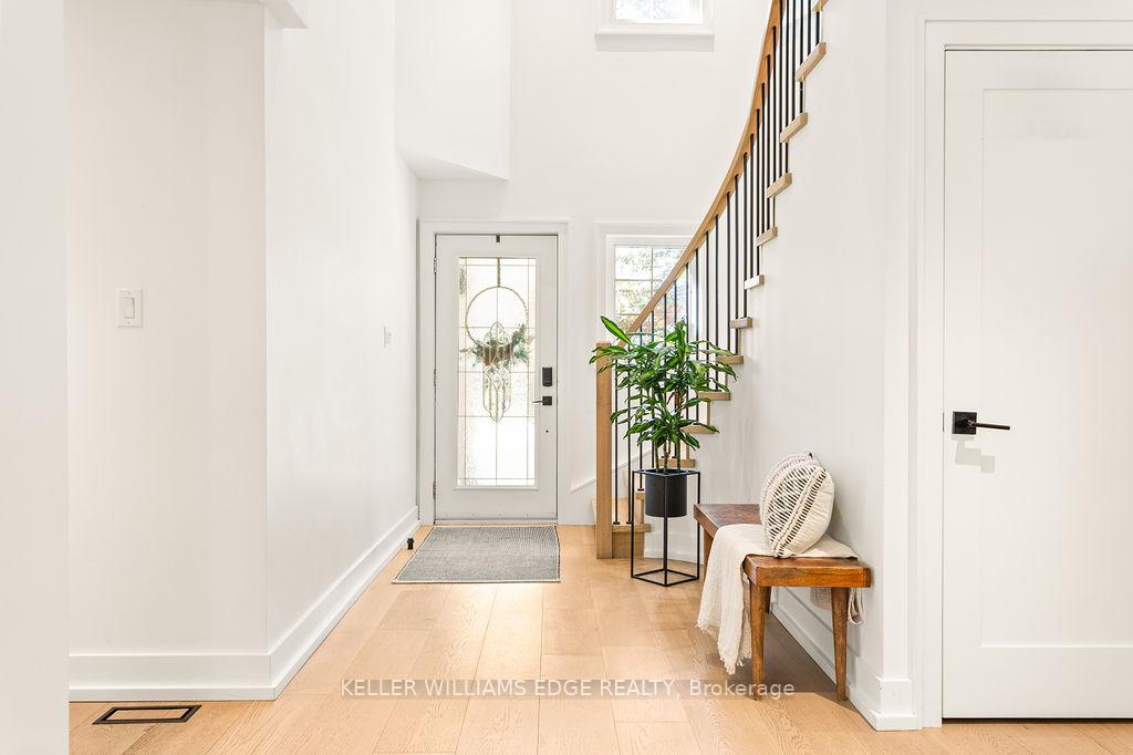 Photo 6 of 387 Melanie Crescent, Hamilton, Ancaster — HOMEH