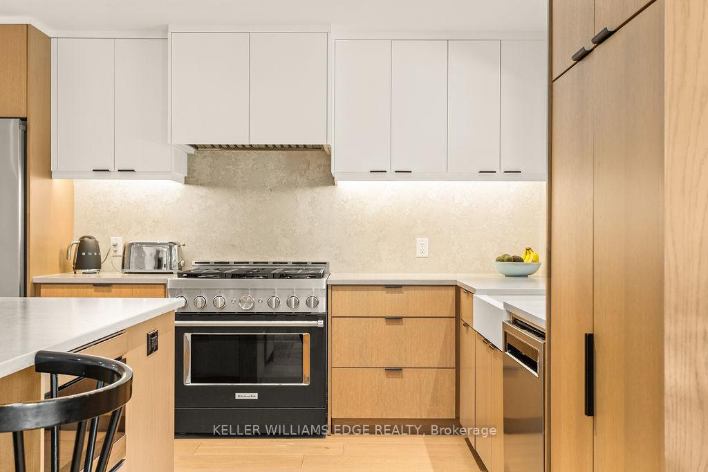 Photo 11 of 387 Melanie Crescent, Hamilton, Ancaster — HOMEH