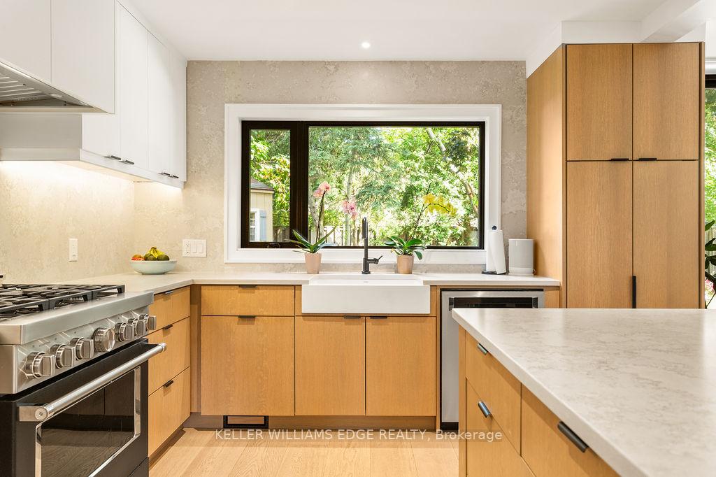 Photo 12 of 387 Melanie Crescent, Hamilton, Ancaster — HOMEH