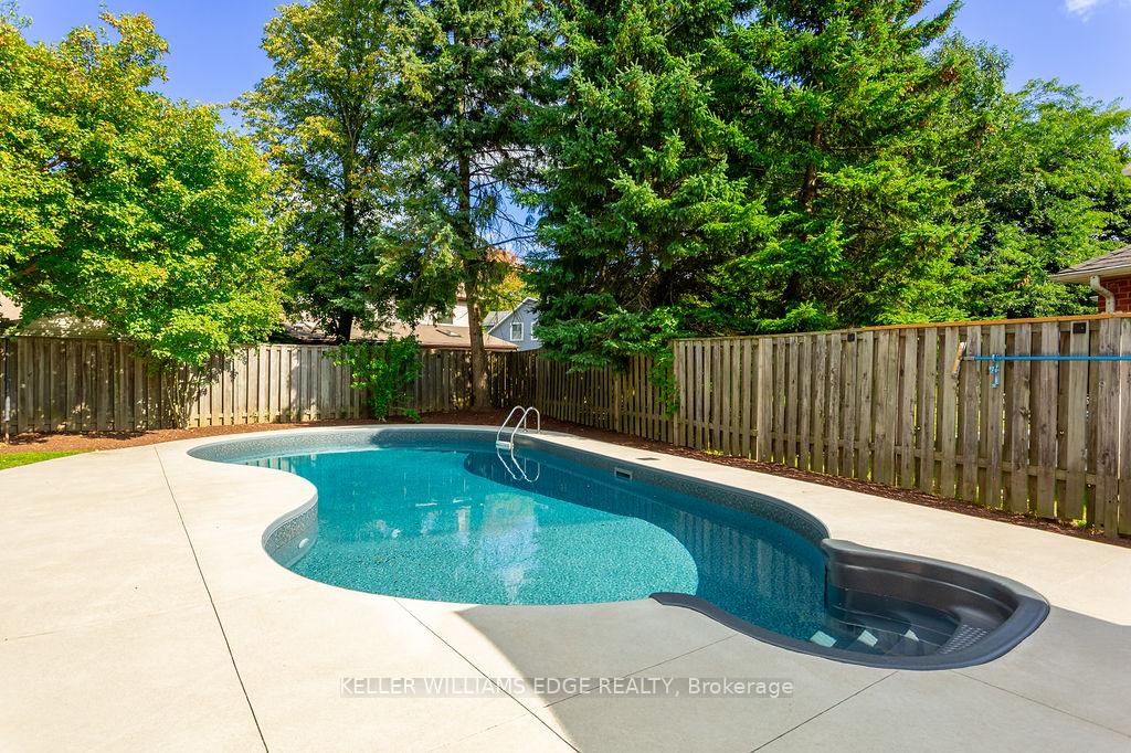 Photo 38 of 387 Melanie Crescent, Hamilton, Ancaster — HOMEH