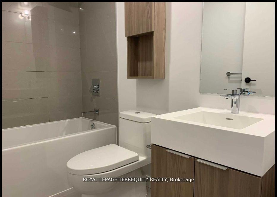 Photo 8 of Unit S306, 35 Rolling Mills Road, Toronto, Waterfront Communities — HOMEH