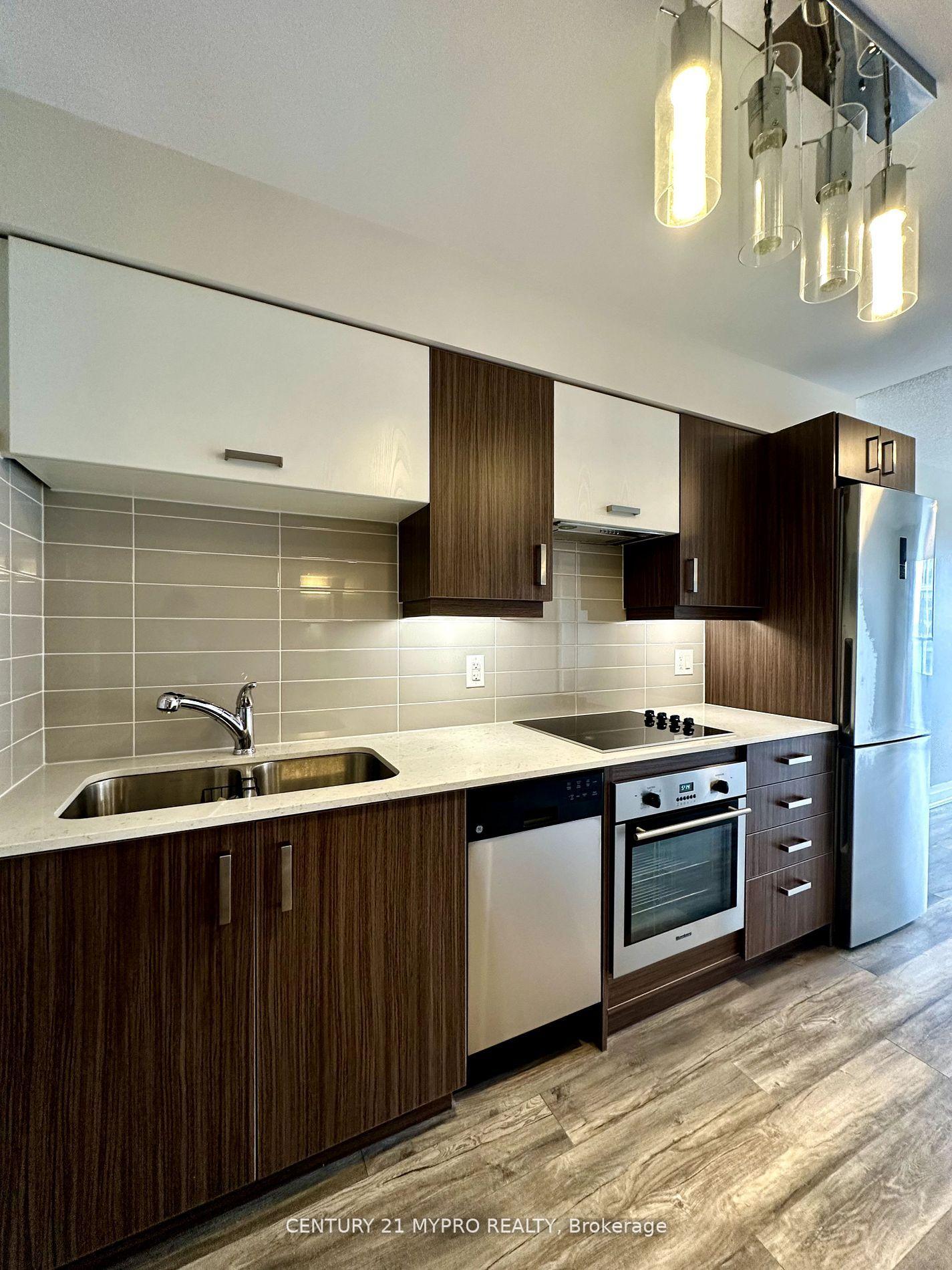 Photo 7 of Unit 1903, 18 Uptown Drive, Markham, Unionville — HOMEH