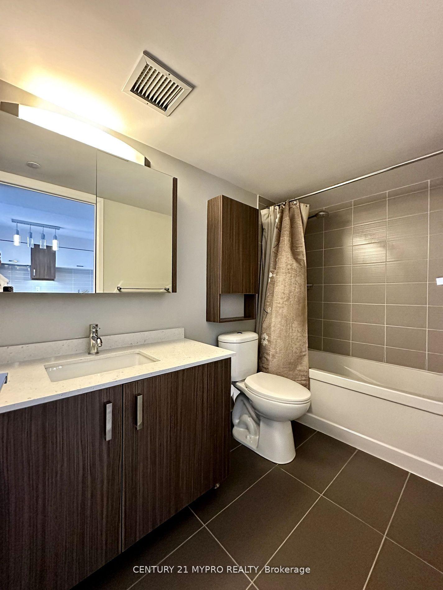 Photo 10 of Unit 1903, 18 Uptown Drive, Markham, Unionville — HOMEH