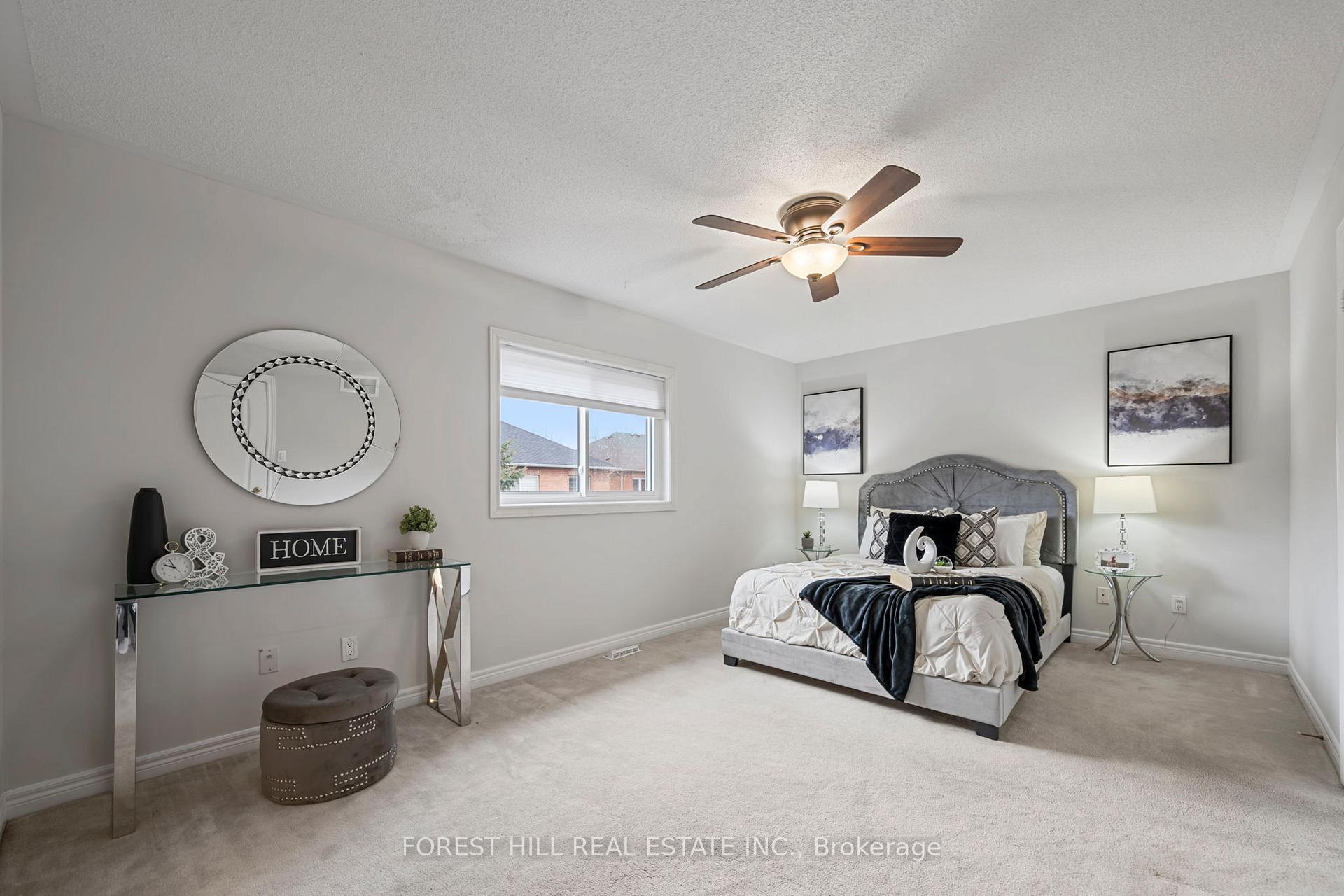 Photo 16 of 99 Gateway Drive, Aurora, Bayview Wellington — HOMEH
