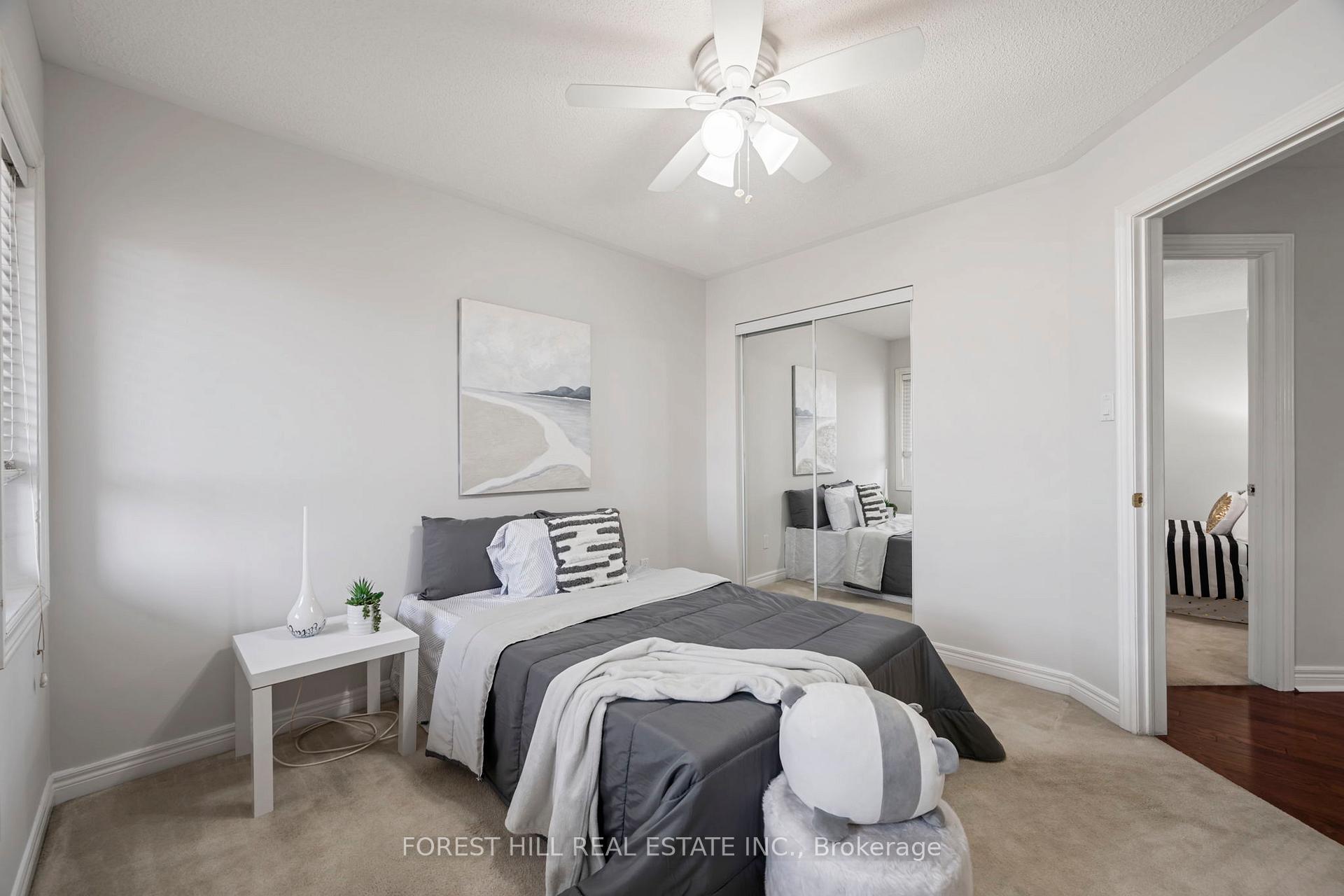 Photo 26 of 99 Gateway Drive, Aurora, Bayview Wellington — HOMEH