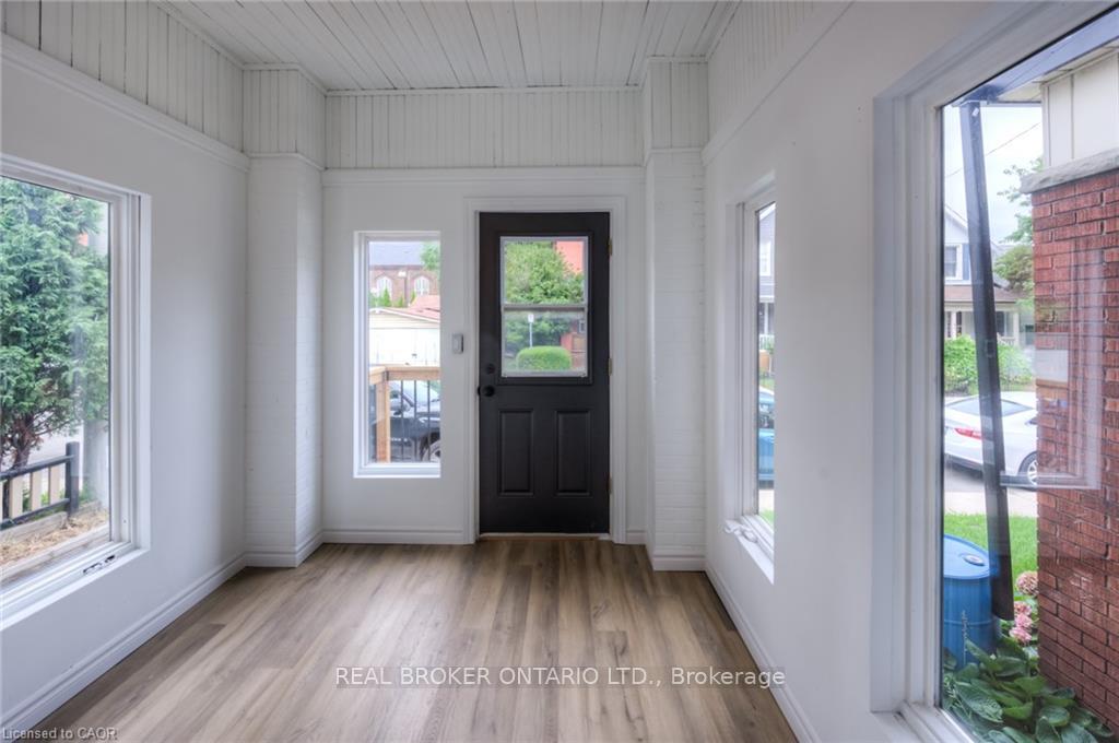 Photo 8 of 40 Bristol Street, Hamilton, Gibson — HOMEH