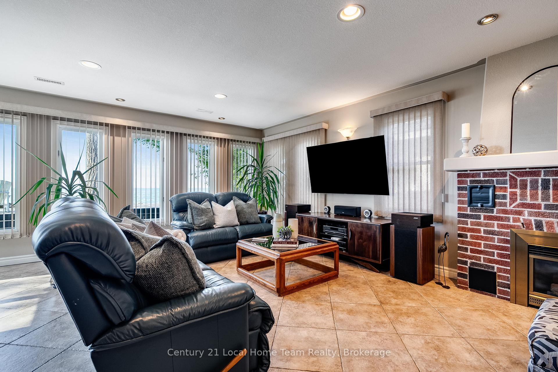Photo 8 of 700 Point Pelee Drive, Leamington — HOMEH