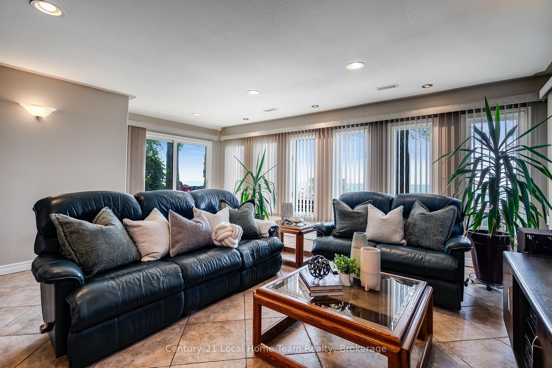 Photo 10 of 700 Point Pelee Drive, Leamington — HOMEH