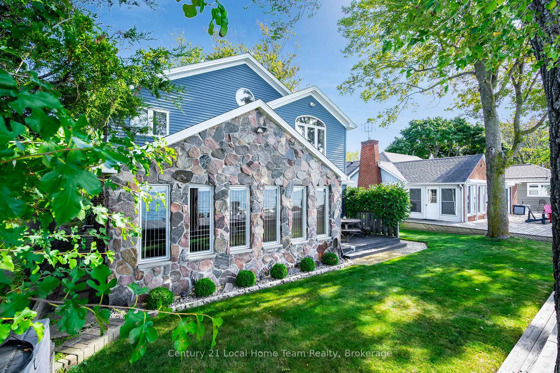 Photo 36 of 700 Point Pelee Drive, Leamington — HOMEH