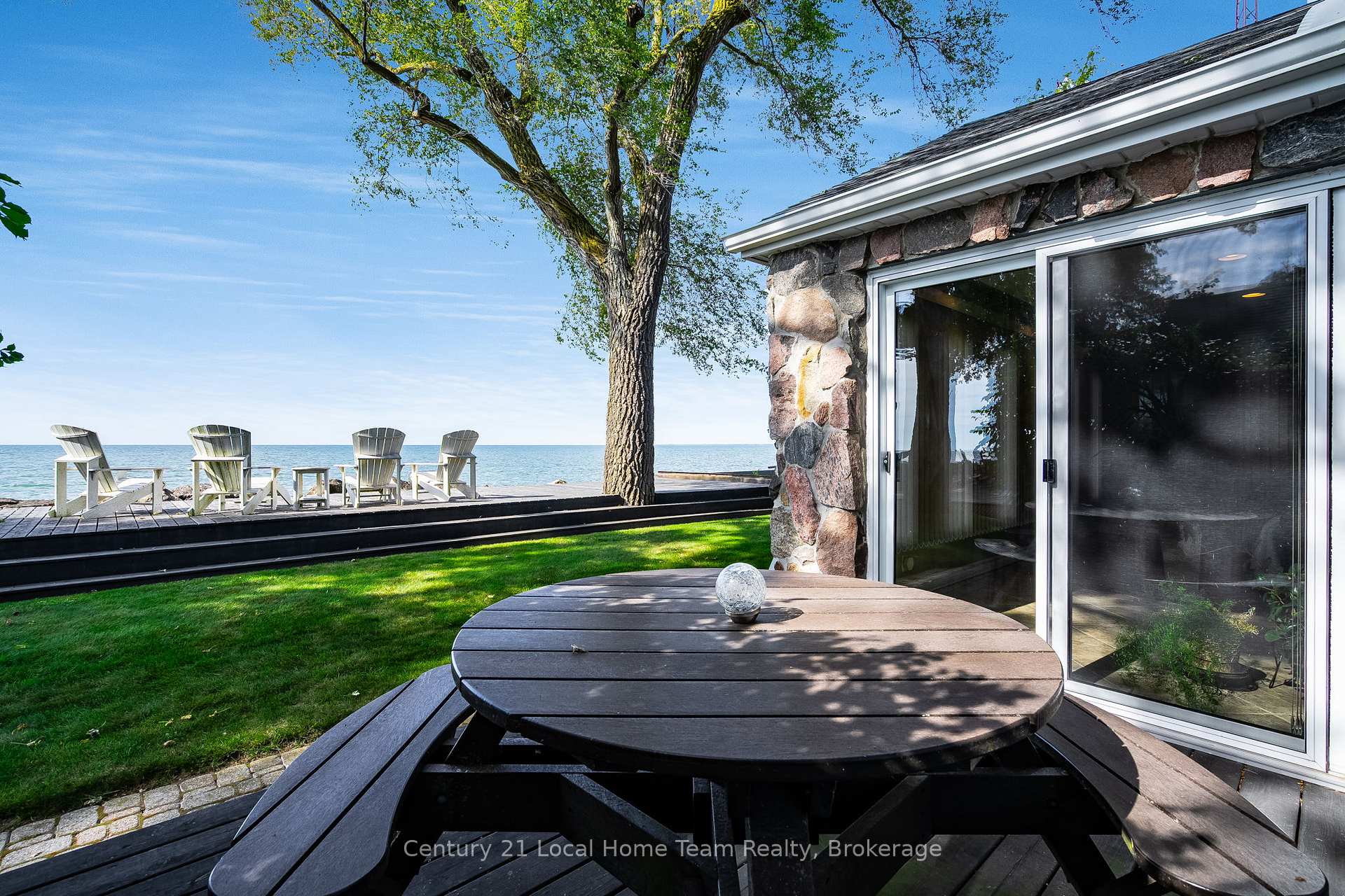 Photo 40 of 700 Point Pelee Drive, Leamington — HOMEH