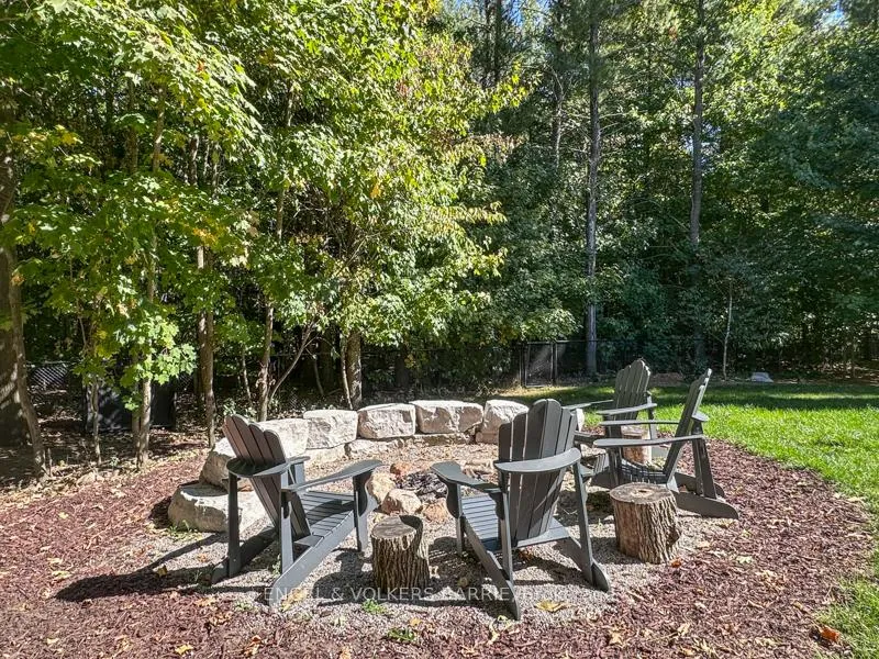 Photo 34 of 77 Mennill Drive, Springwater, Snow Valley — HOMEH
