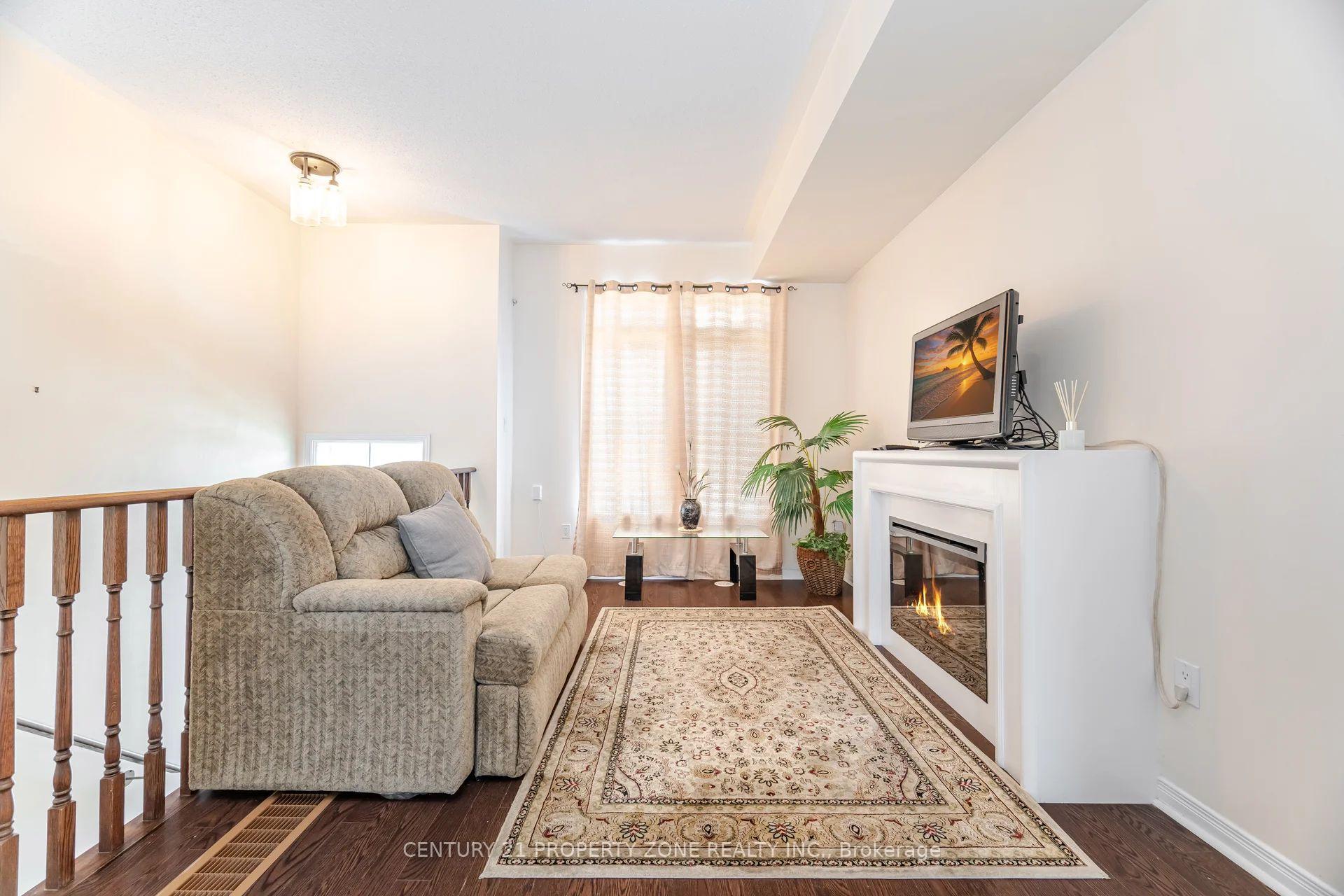 Photo 9 of 196 Inspire Boulevard, Brampton, Sandringham-Wellington North — HOMEH