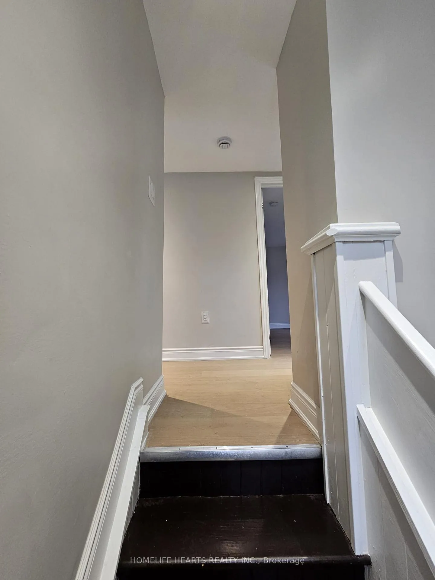 Photo 5 of 267 St James Street, Sault Ste Marie — HOMEH