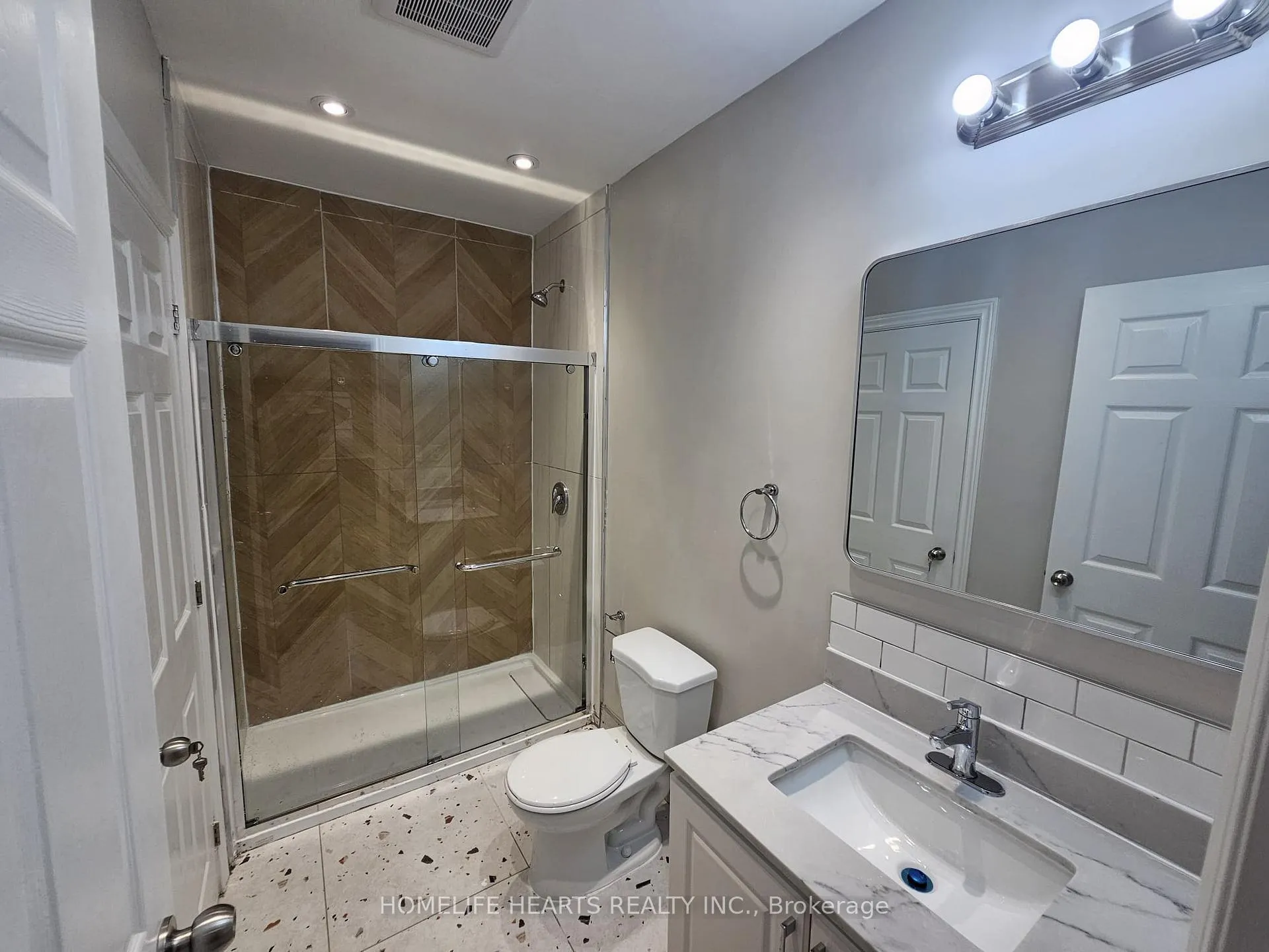Photo 10 of 267 St James Street, Sault Ste Marie — HOMEH