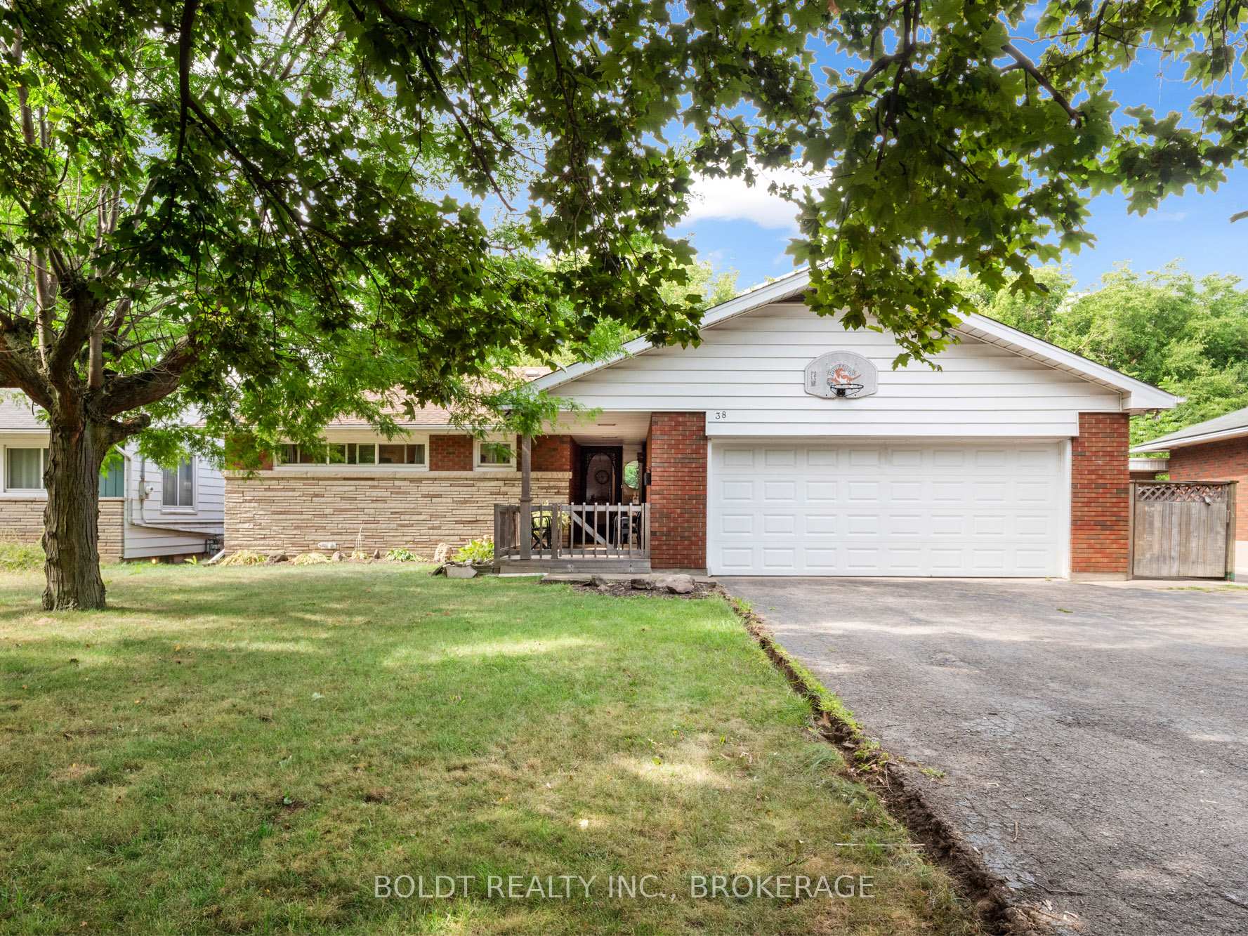 Front of 38 Kenworth Drive