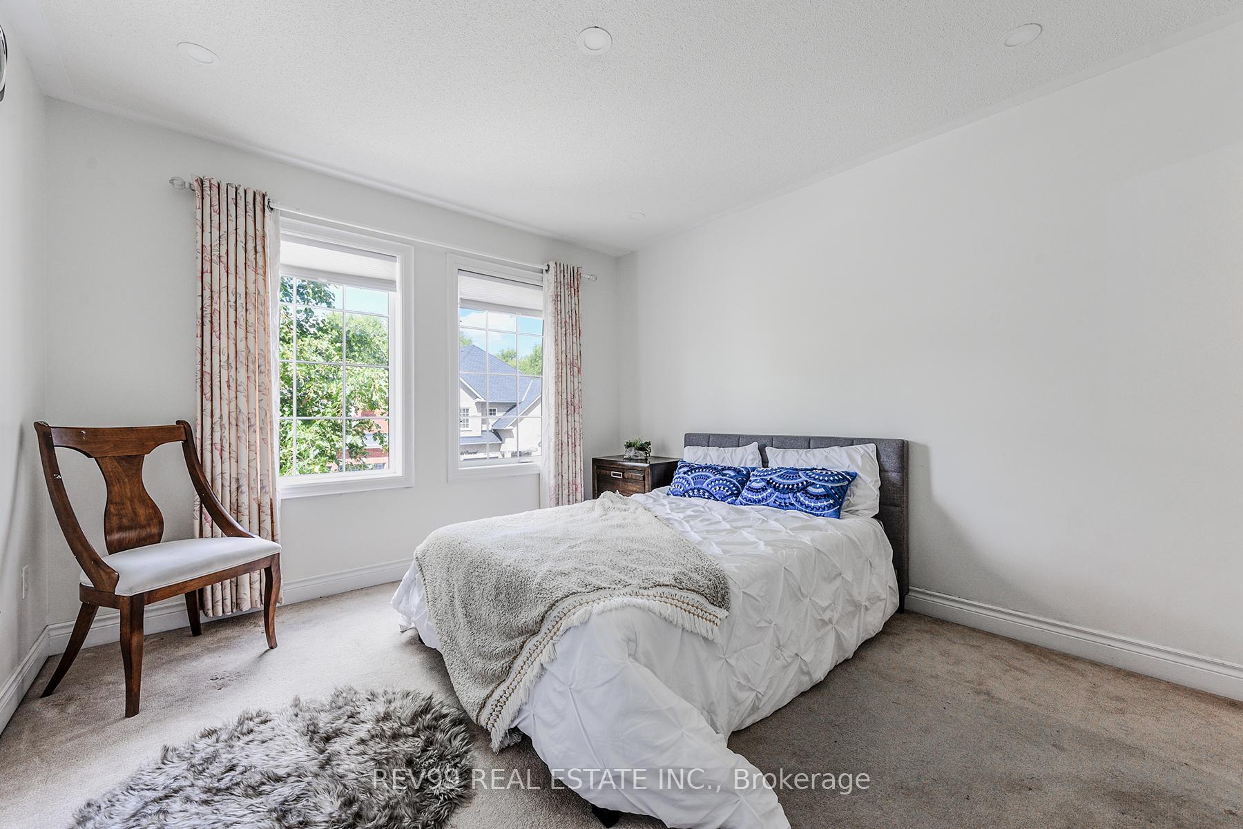 Photo 29 of 39 Bonistel Crescent, Brampton, Fletcher's Meadow — HOMEH