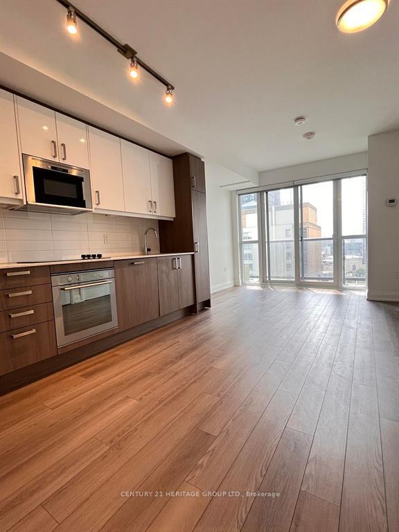 Photo 1 of Unit 1507, 77 Mutual Street, Toronto, Church-Yonge Corridor — HOMEH