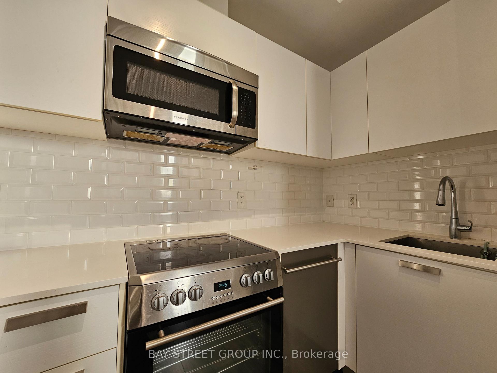 Photo 8 of Unit 1506, 42 Charles Street E, Toronto, Church-Yonge Corridor — HOMEH