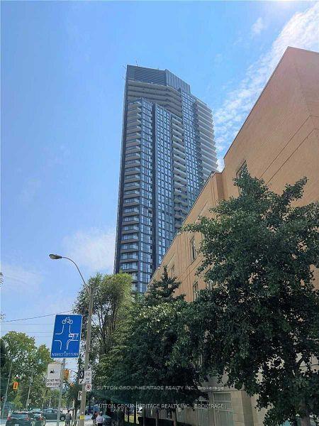 Photo 6 of Unit 907, 159 Wellesley Street E, Toronto, Church-Yonge Corridor — HOMEH