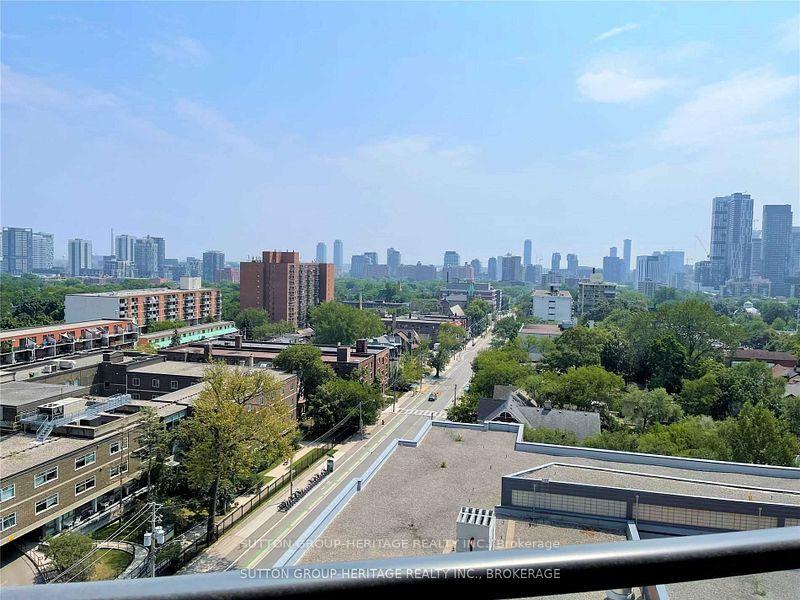 Photo 8 of Unit 907, 159 Wellesley Street E, Toronto, Church-Yonge Corridor — HOMEH