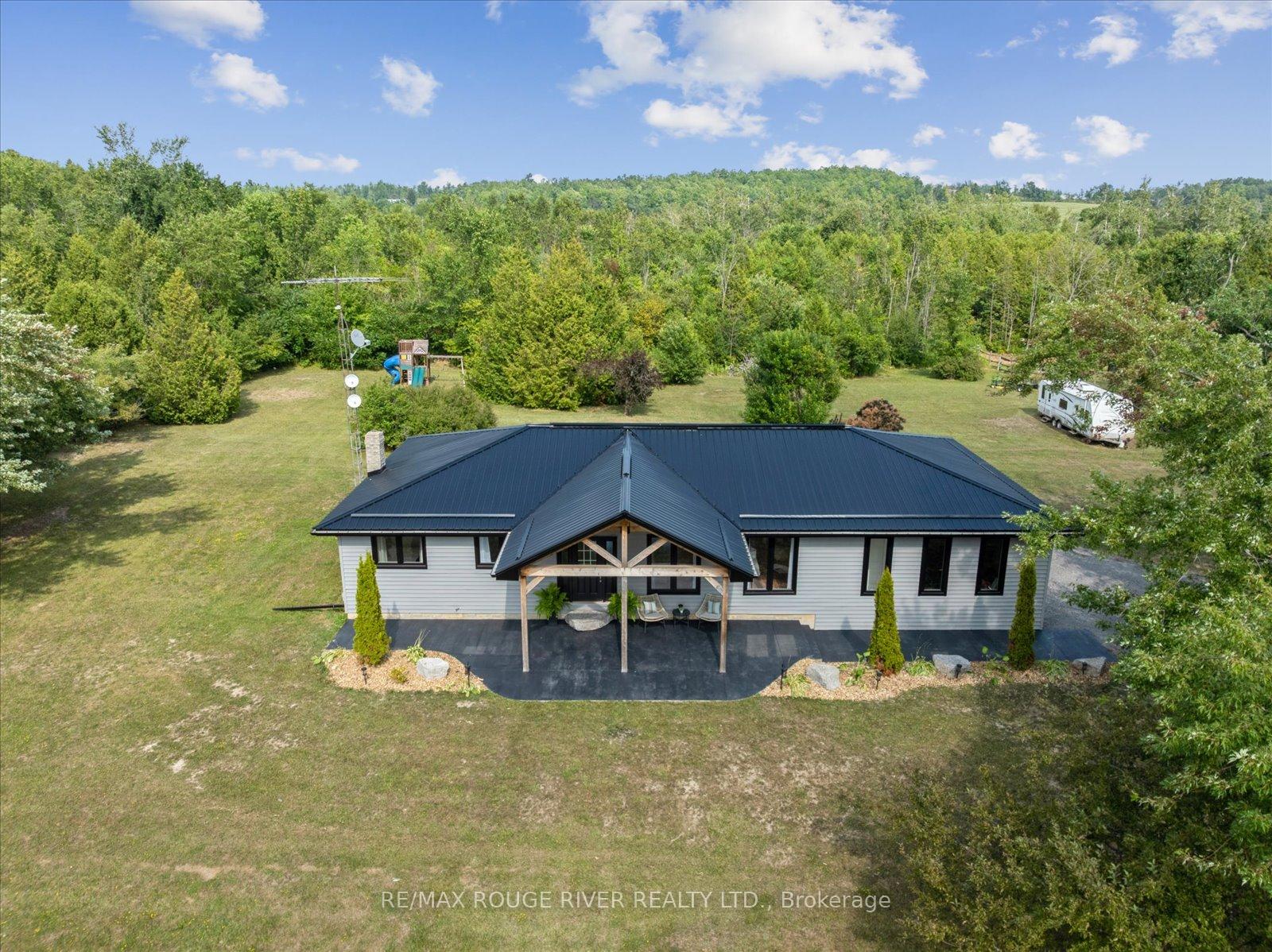 Photo 1 of 2064 Darling Crescent, Cavan Monaghan, Cavan Twp — HOMEH