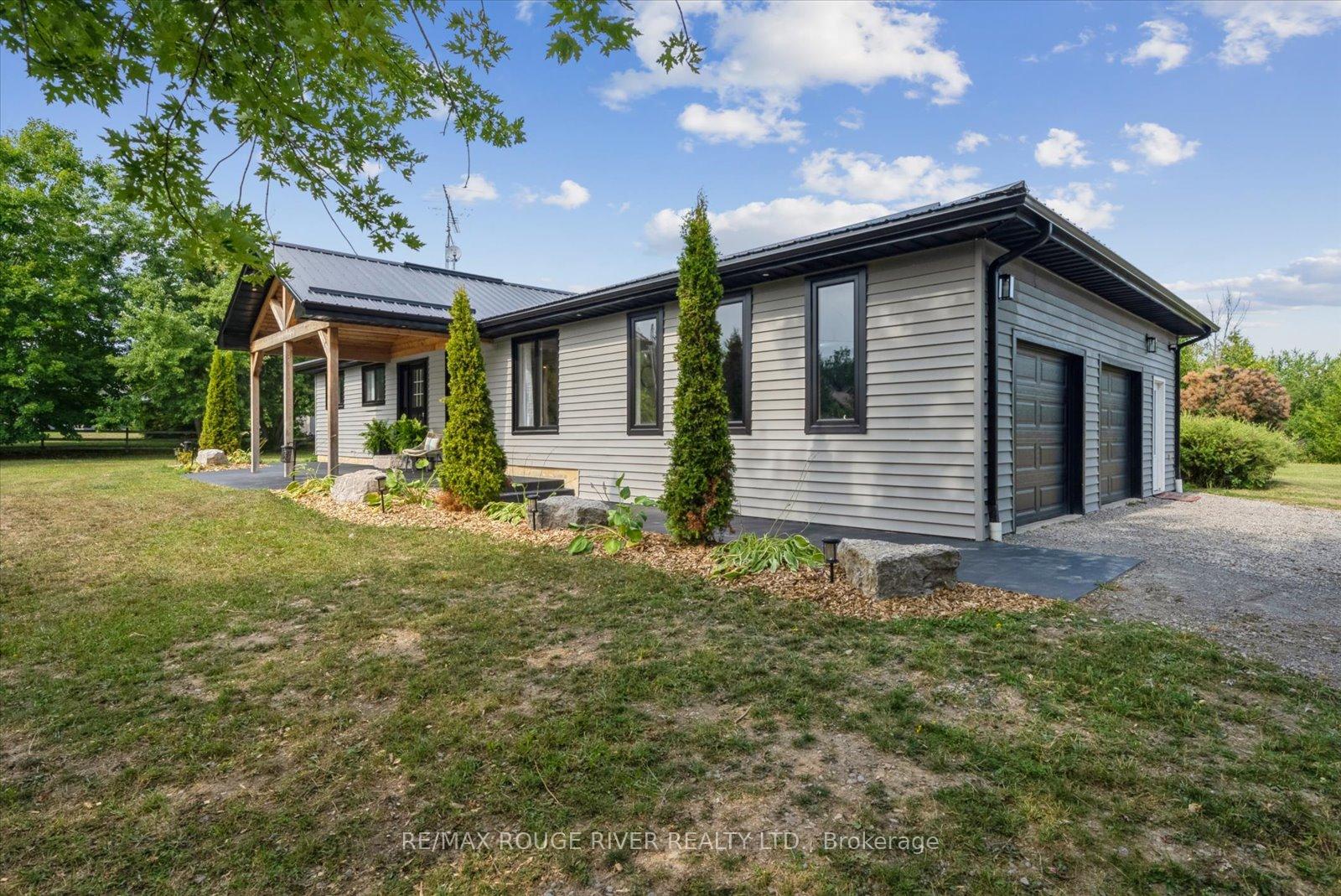 Photo 4 of 2064 Darling Crescent, Cavan Monaghan, Cavan Twp — HOMEH