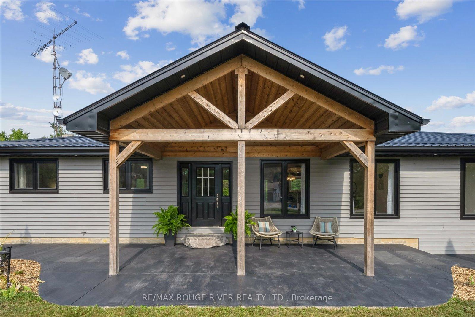 Photo 5 of 2064 Darling Crescent, Cavan Monaghan, Cavan Twp — HOMEH