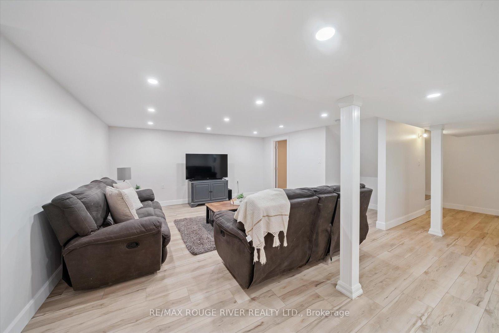 Photo 25 of 2064 Darling Crescent, Cavan Monaghan, Cavan Twp — HOMEH