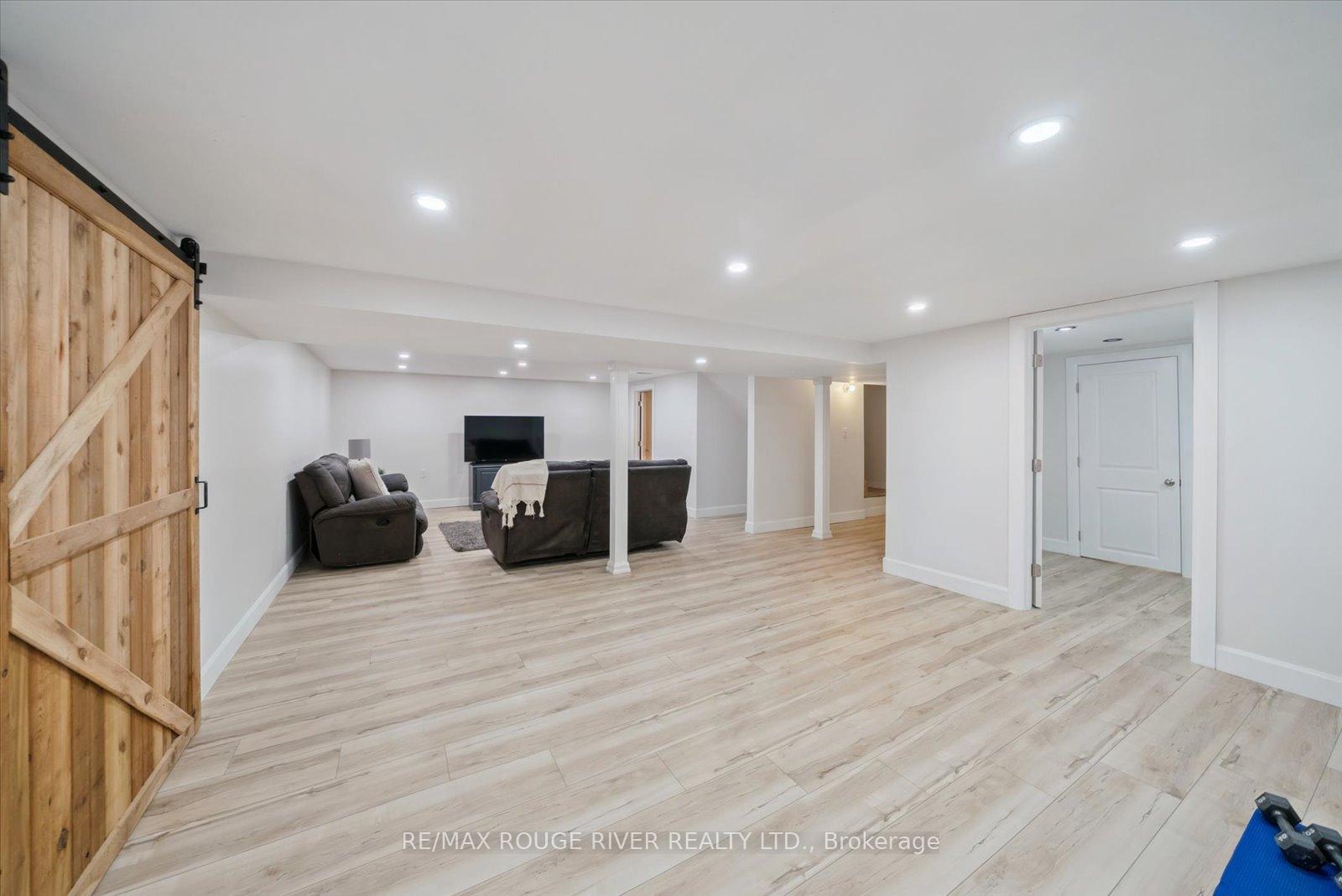 Photo 26 of 2064 Darling Crescent, Cavan Monaghan, Cavan Twp — HOMEH