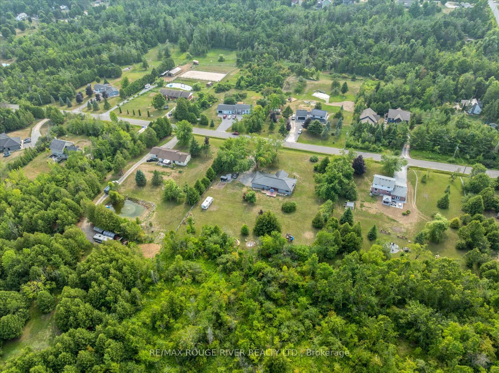 Photo 48 of 2064 Darling Crescent, Cavan Monaghan, Cavan Twp — HOMEH