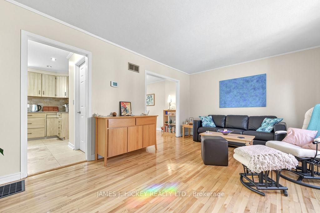 Photo 8 of 105 Algonquin Street, Deep River — HOMEH