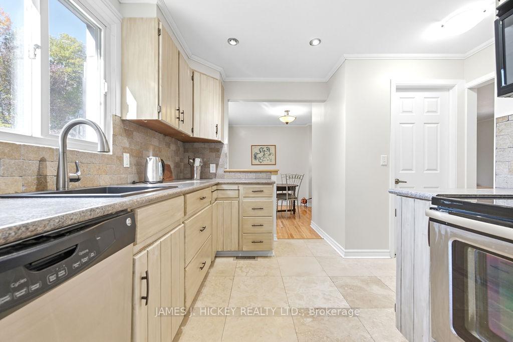 Photo 3 of 105 Algonquin Street, Deep River — HOMEH