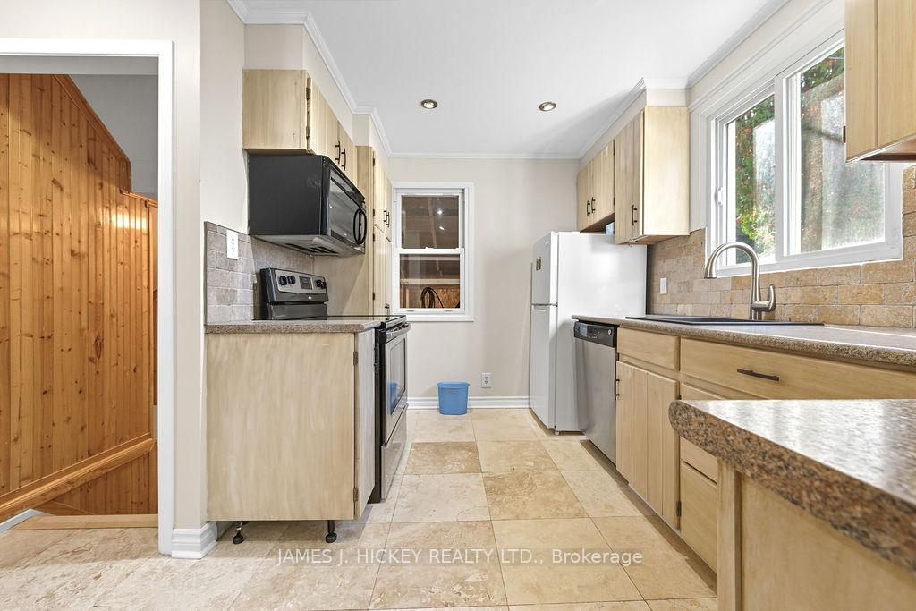 Photo 12 of 105 Algonquin Street, Deep River — HOMEH