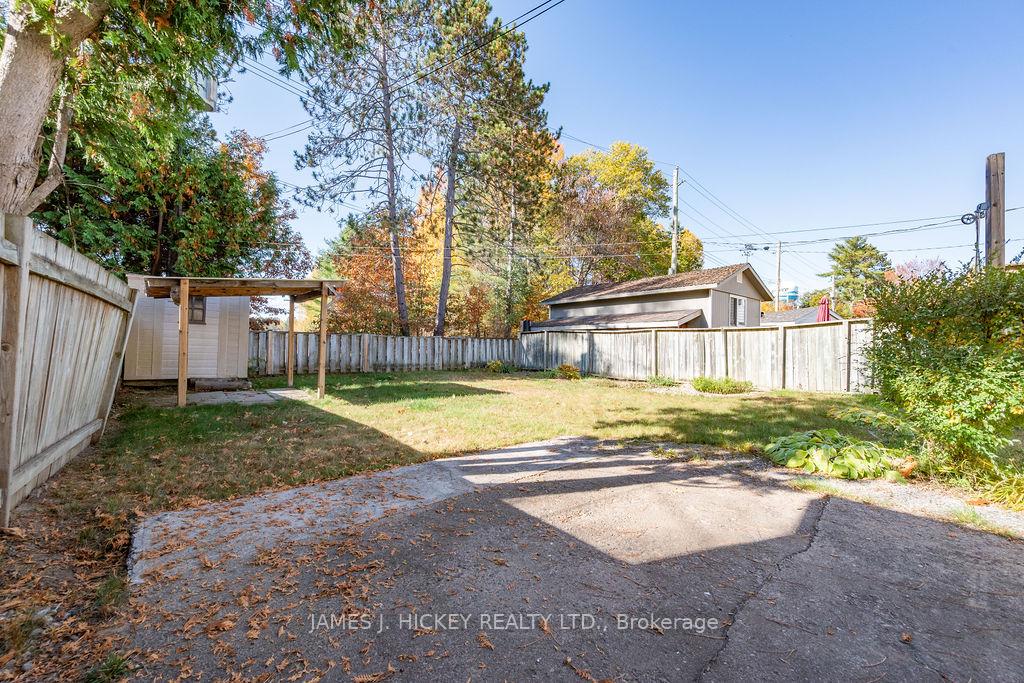 Photo 27 of 105 Algonquin Street, Deep River — HOMEH
