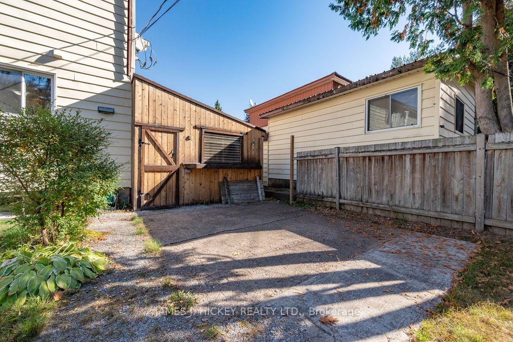 Photo 38 of 105 Algonquin Street, Deep River — HOMEH