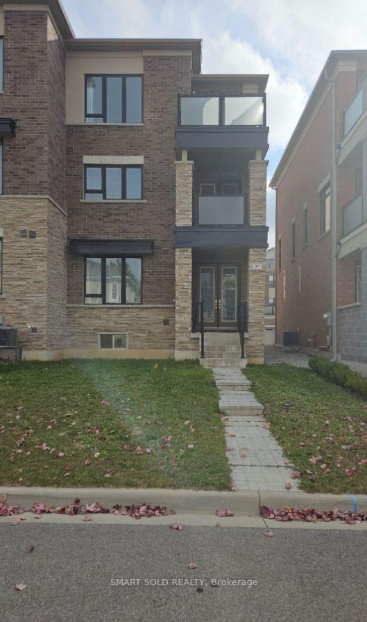 Photo 1 of 37 Sparks Street, Aurora, Rural Aurora — HOMEH