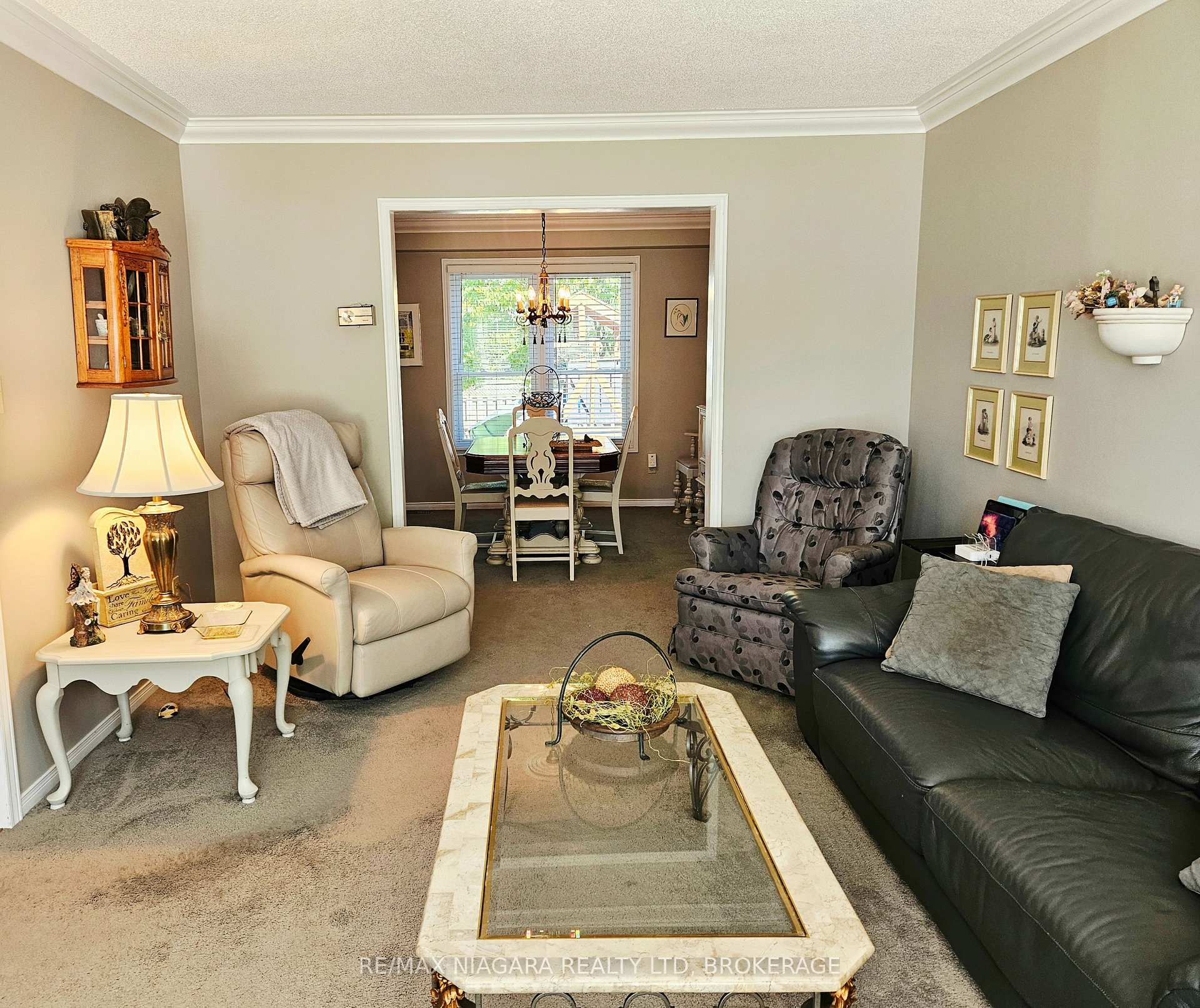 Photo 9 of 26 Strada Boulevard, St. Catharines, Rykert/Vansickle — HOMEH