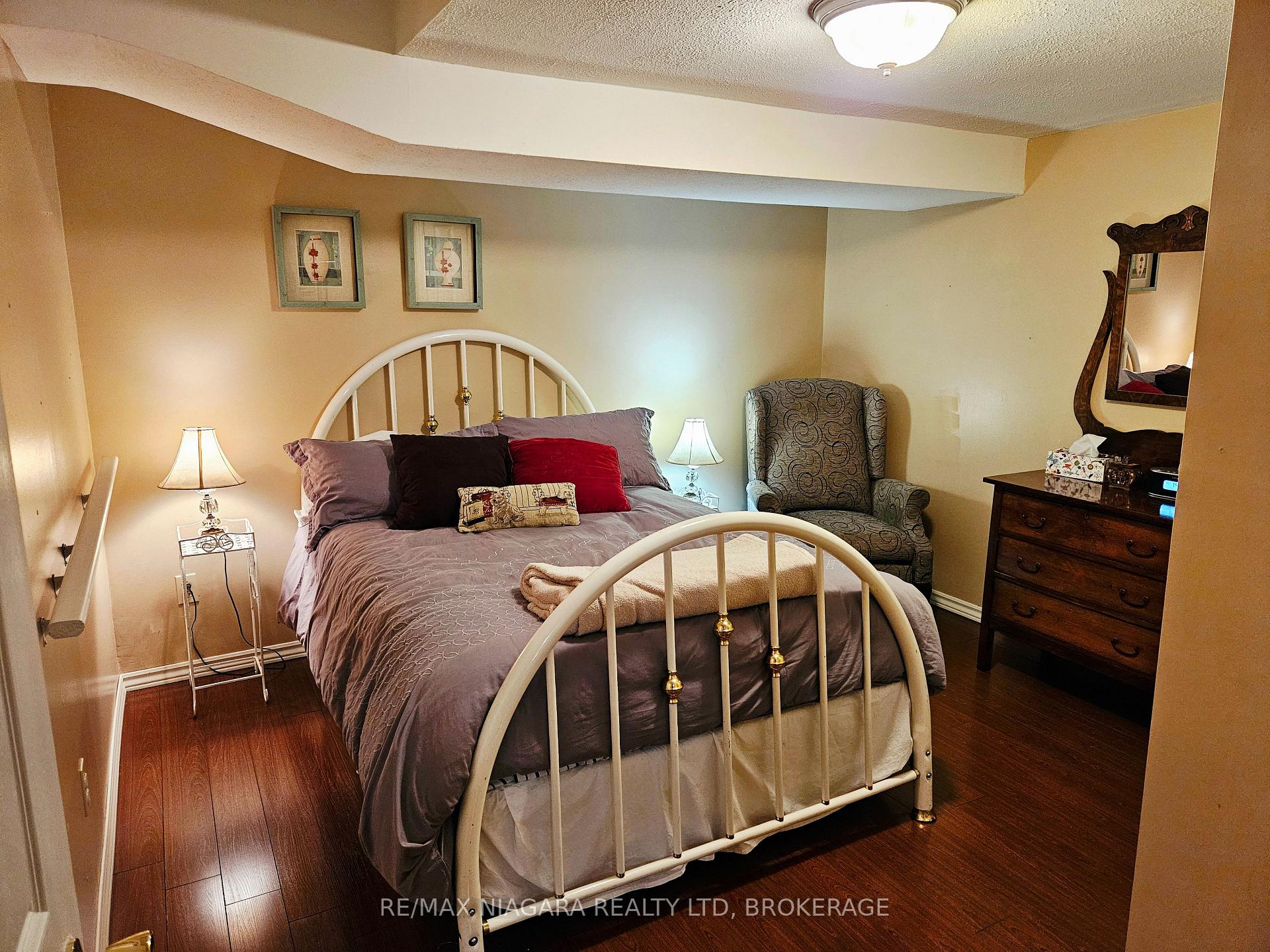 Photo 32 of 26 Strada Boulevard, St. Catharines, Rykert/Vansickle — HOMEH