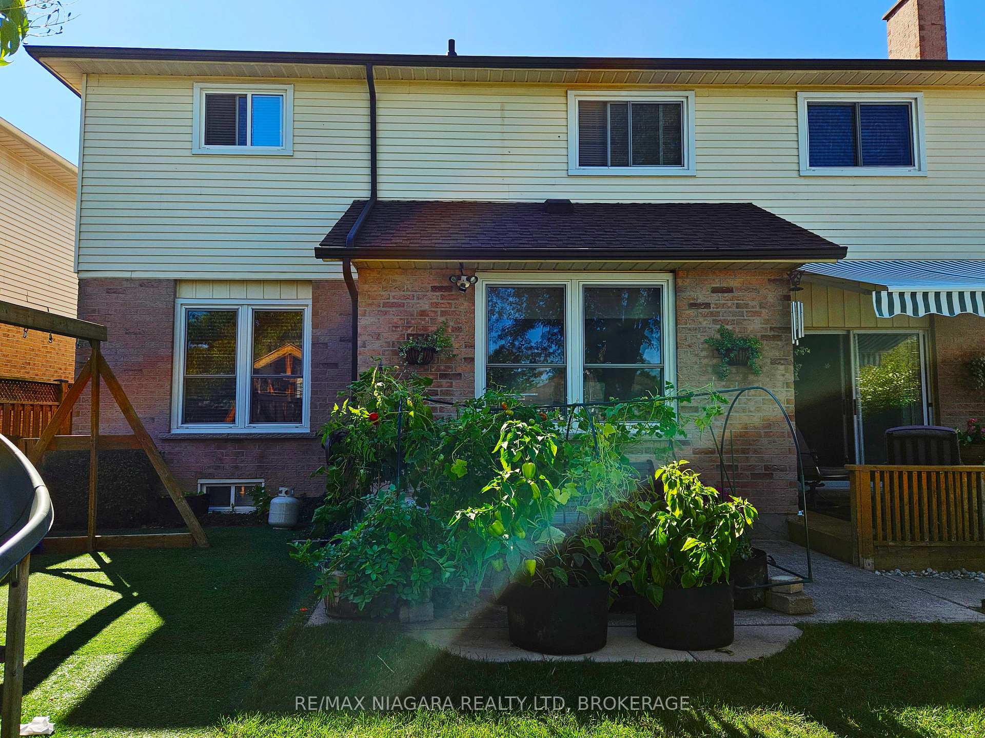 Photo 46 of 26 Strada Boulevard, St. Catharines, Rykert/Vansickle — HOMEH