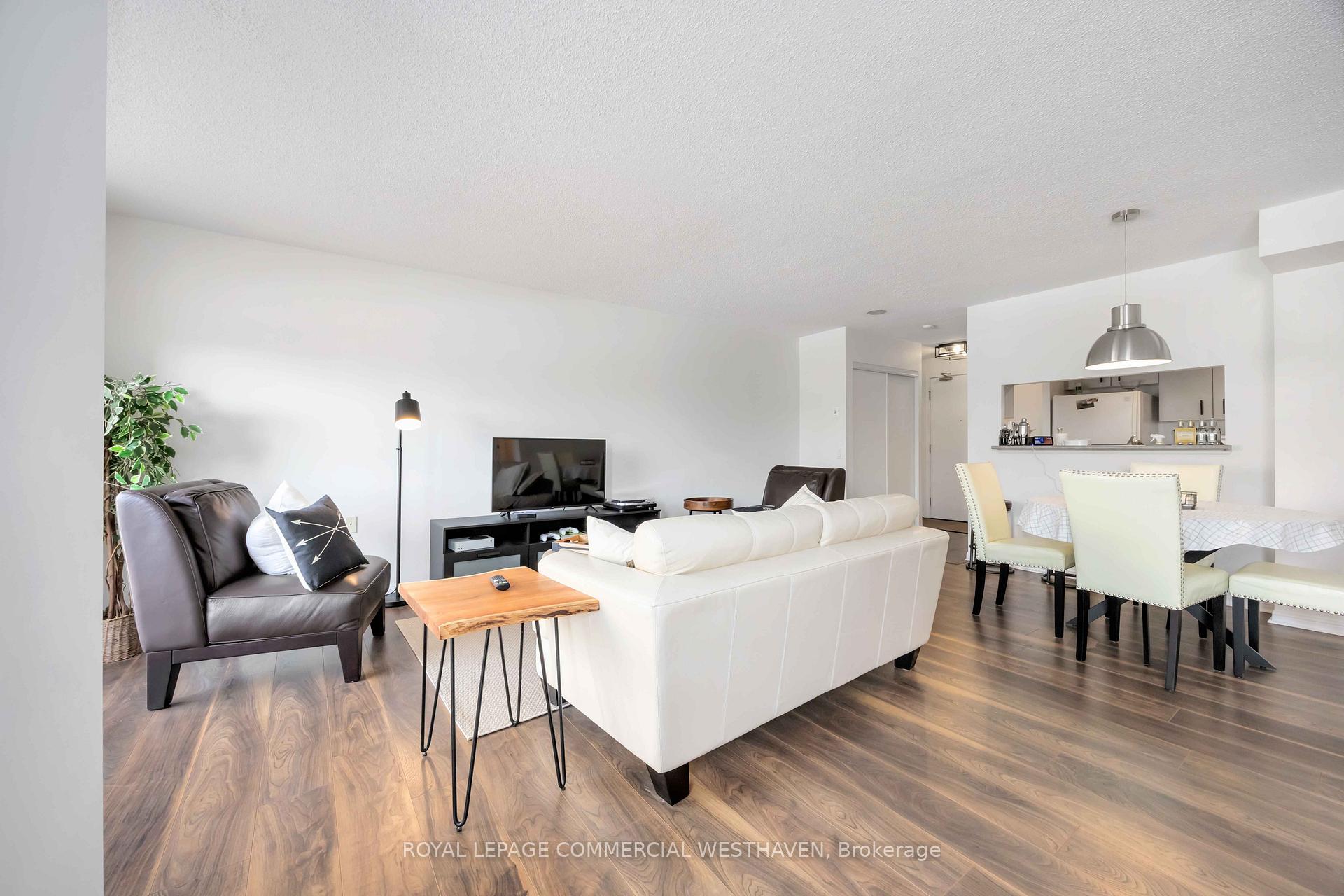 Photo 12 of Unit 340, 650 Lawrence Avenue W, Toronto, Englemount-Lawrence — HOMEH