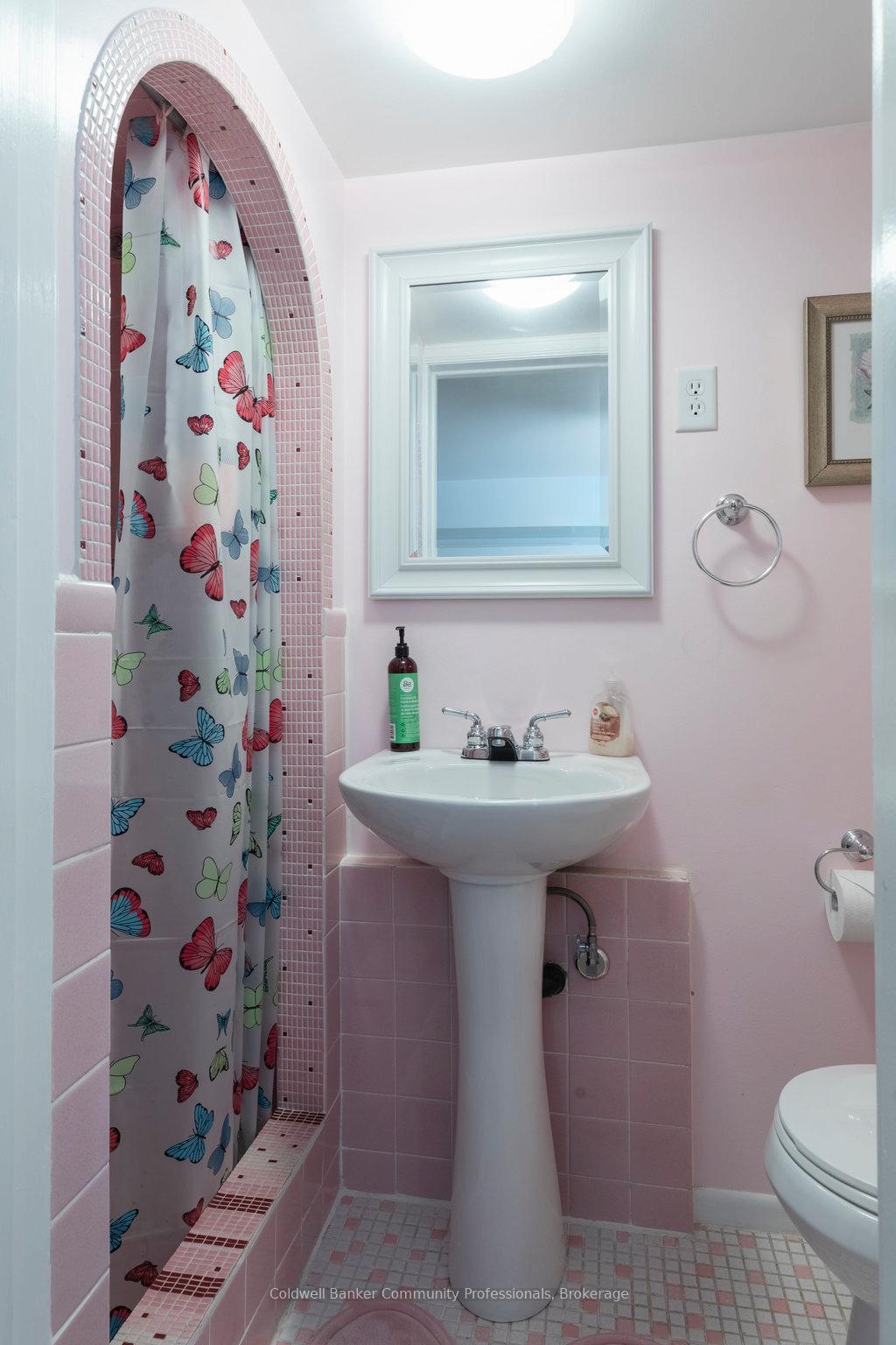 Photo 24 of 147 Stewartdale Avenue, Hamilton, Rosedale — HOMEH