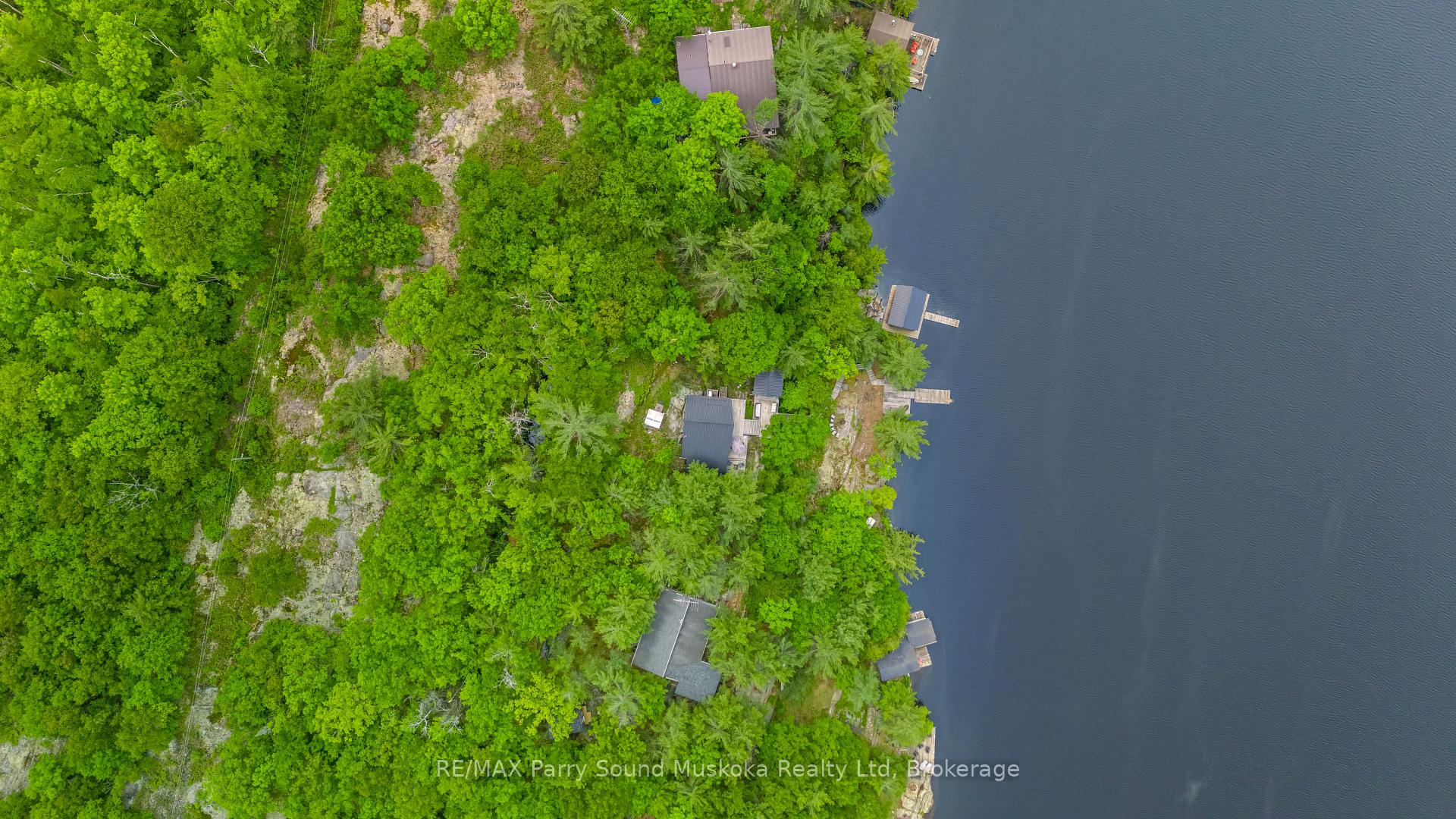 Photo 2 of 109 Healey Lake, The Archipelago, Archipelago South — HOMEH