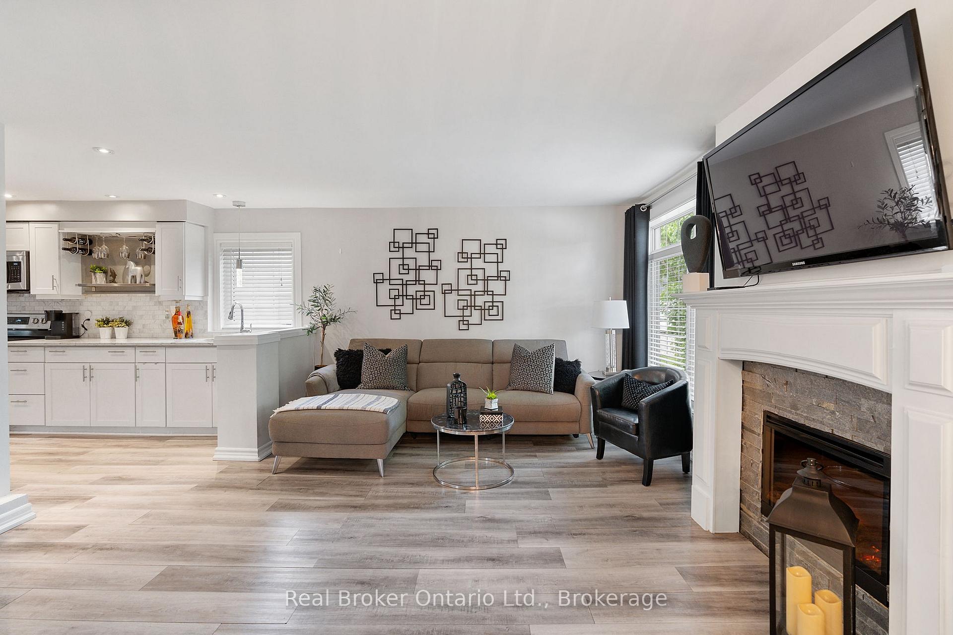 Photo 4 of 243 Adeline Avenue, Hamilton, Normanhurst — HOMEH