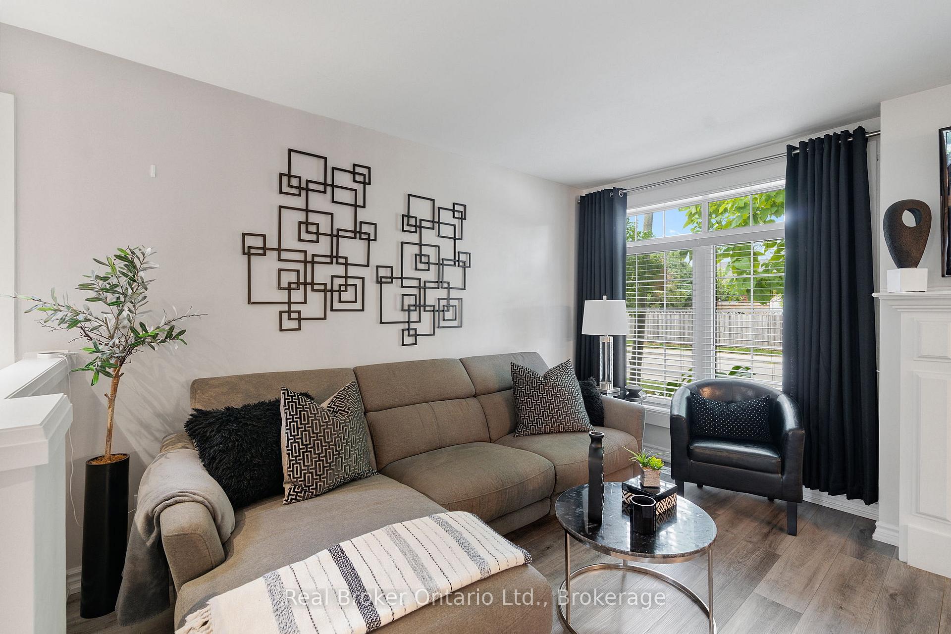 Photo 5 of 243 Adeline Avenue, Hamilton, Normanhurst — HOMEH