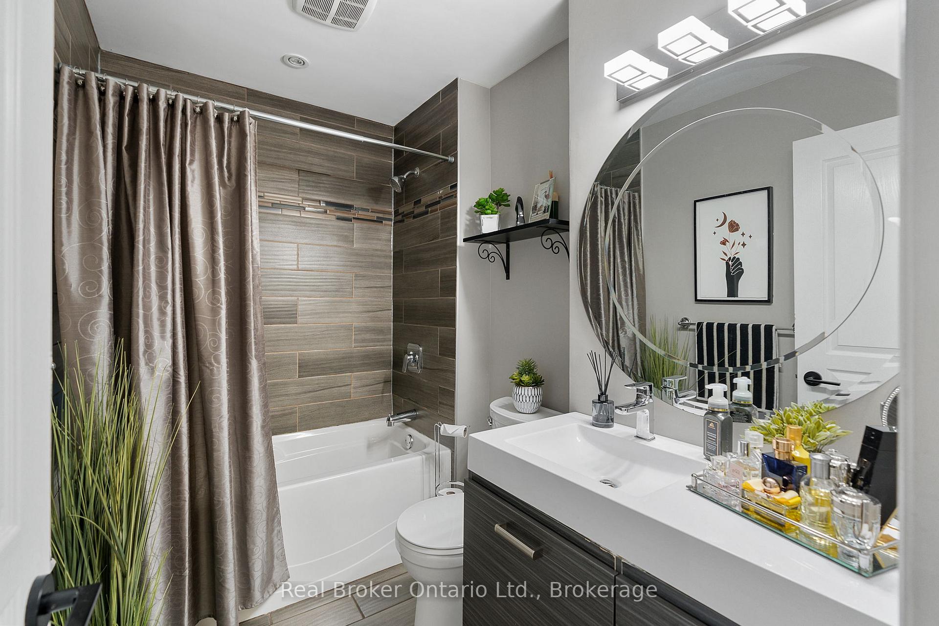 Photo 9 of 243 Adeline Avenue, Hamilton, Normanhurst — HOMEH