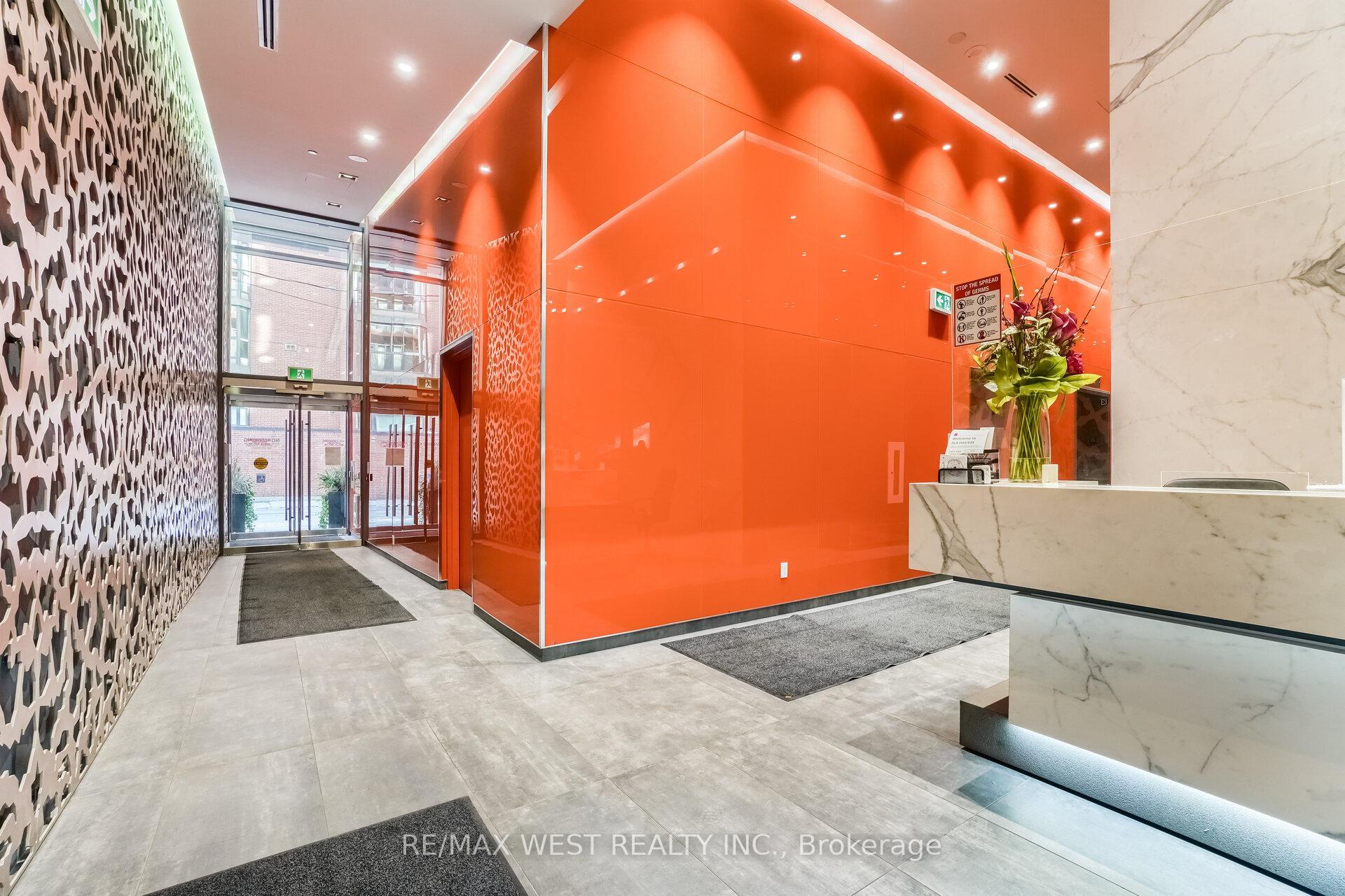 Photo 5 of Unit 415, 60 Colborne Street, Toronto, Church-Yonge Corridor — HOMEH