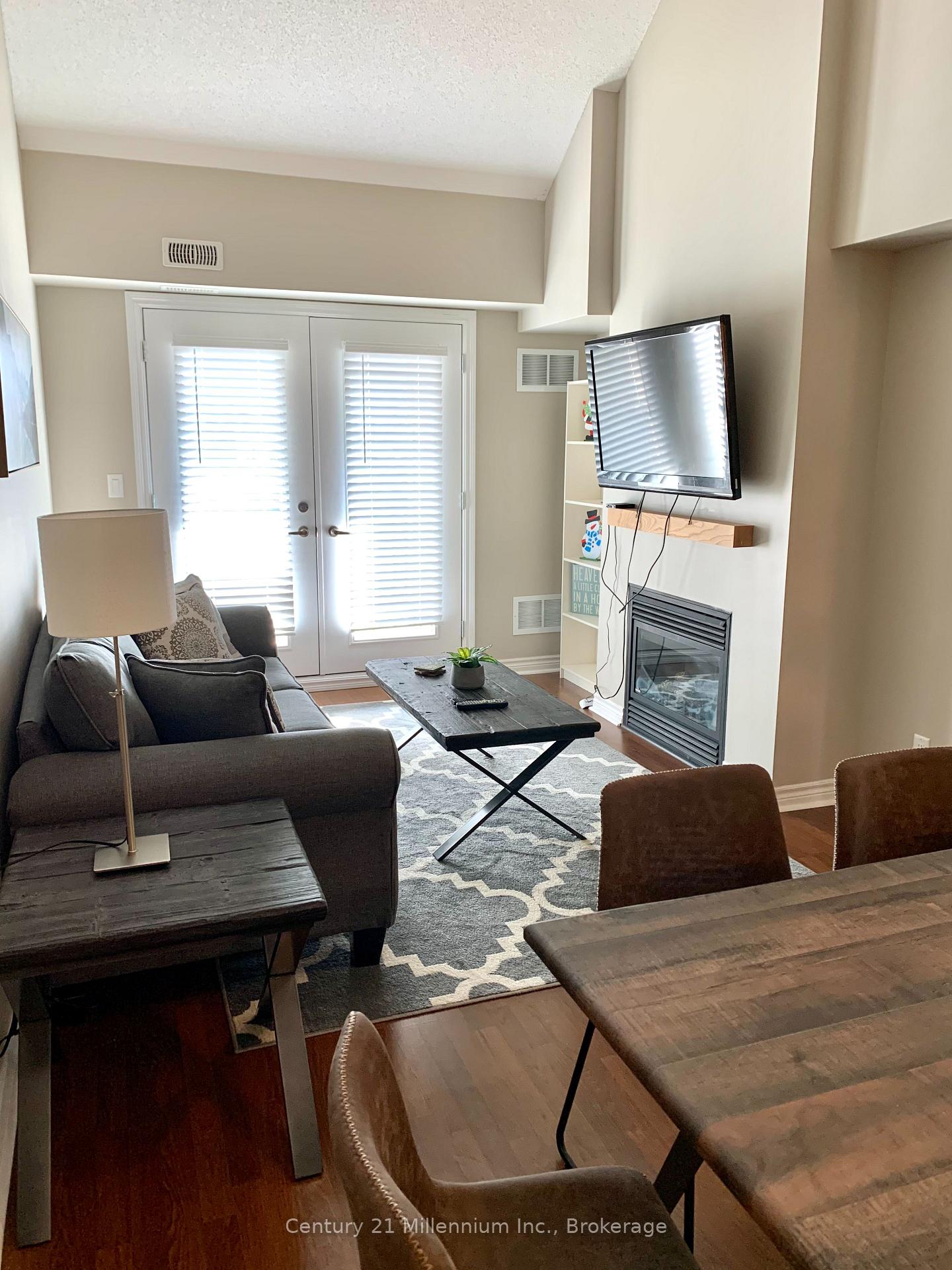 Photo 4 of Unit 305, 8 Brandy Lane Drive, Collingwood — HOMEH