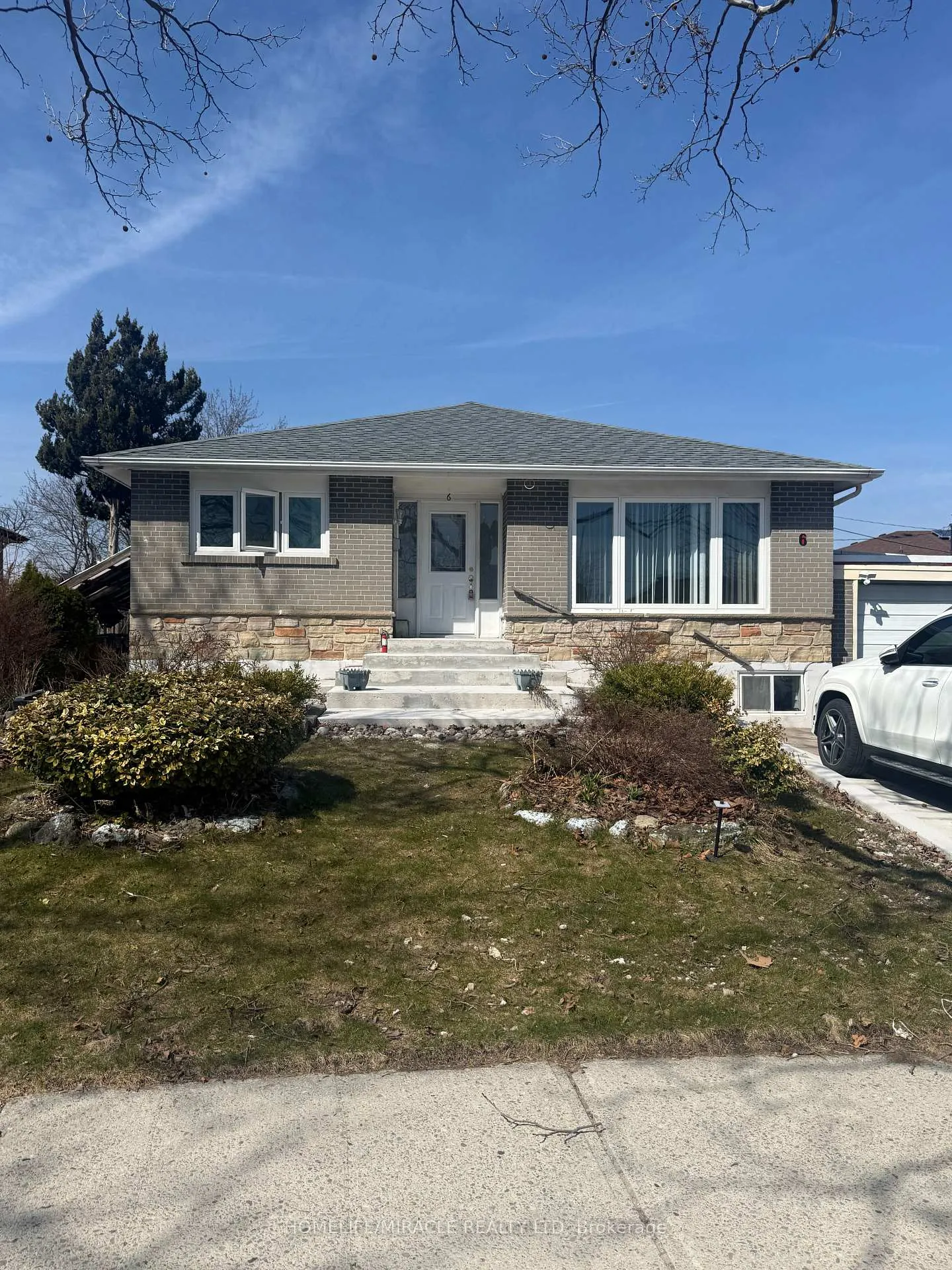 Photo 1 of 6 Strathavon Drive, Etobicoke, Mount Olive-Silverstone-Jamestown — HOMEH