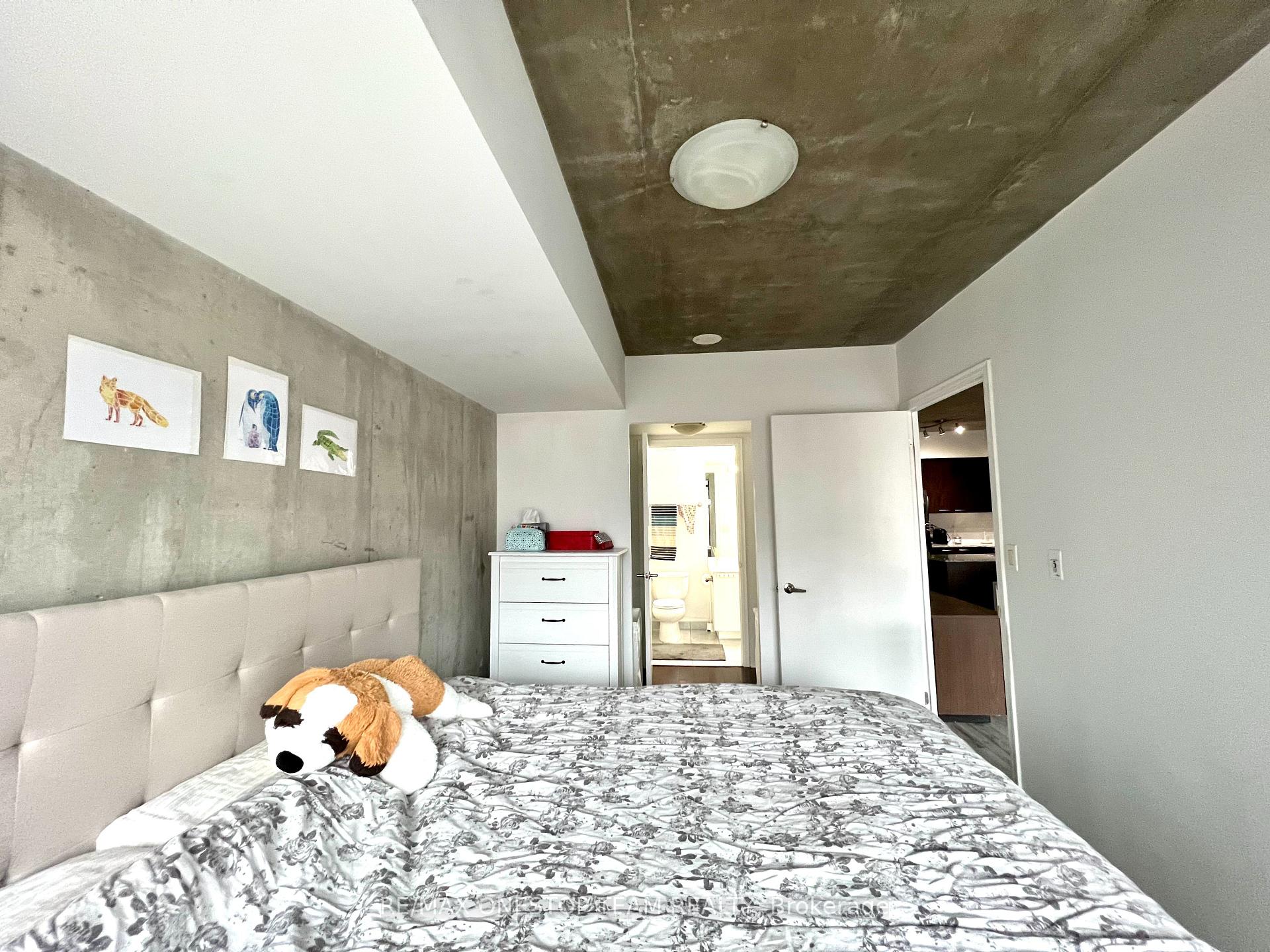 Photo 2 of Unit 601, 22 Wellesley Street E, Toronto, Church-Yonge Corridor — HOMEH