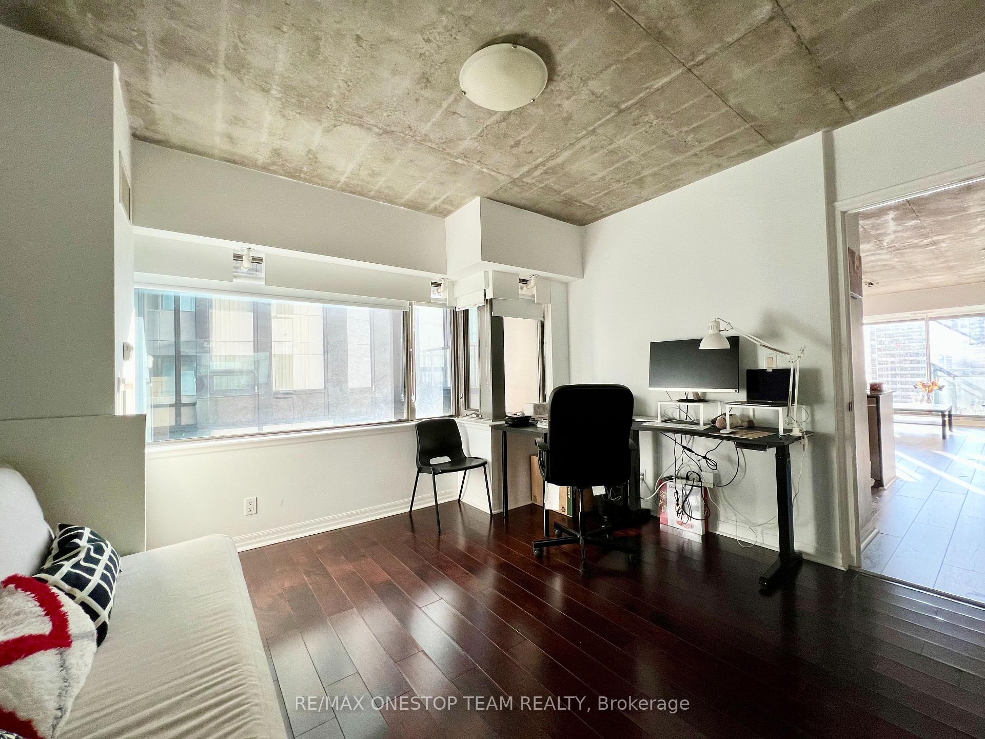 Photo 4 of Unit 601, 22 Wellesley Street E, Toronto, Church-Yonge Corridor — HOMEH